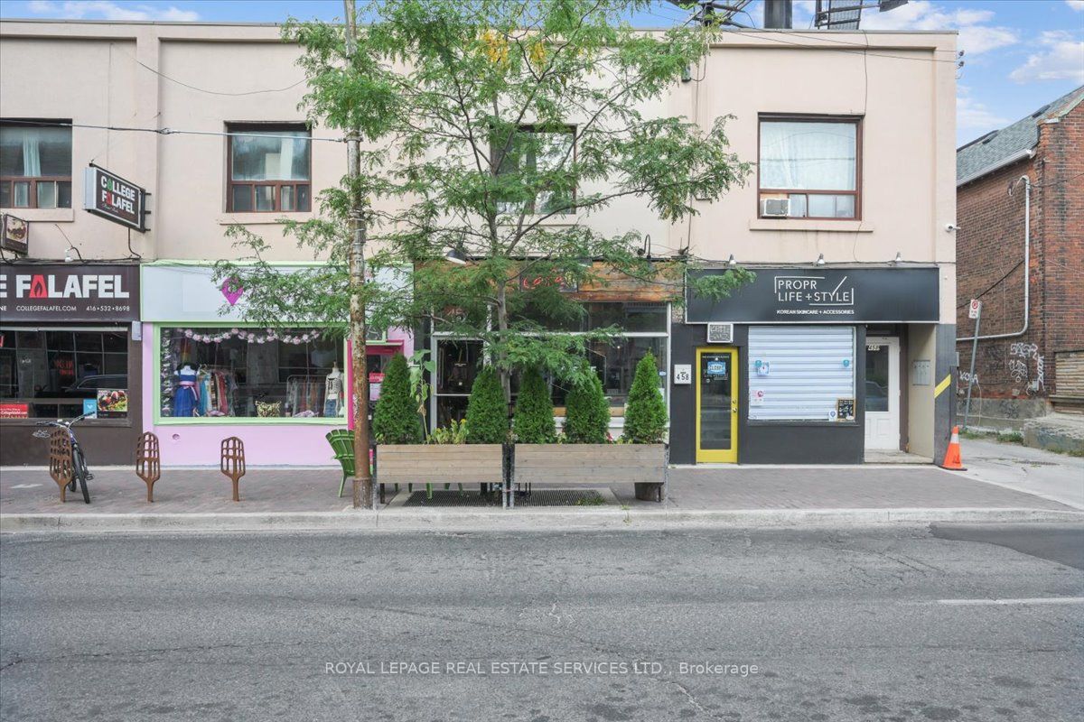 456 Ossington Avenue Property Photo 5