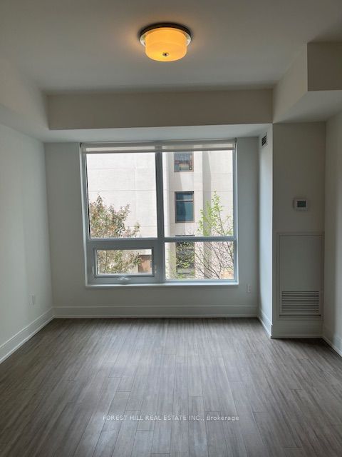 #th15 - 310 Tweedsmuir Avenue Property Photo 17