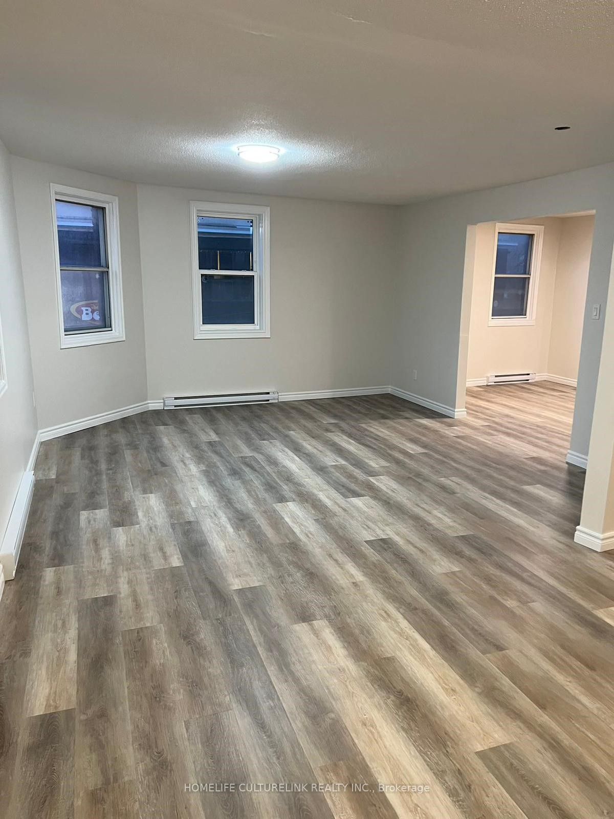 3445 Yonge Street 2/f Property Photo 3