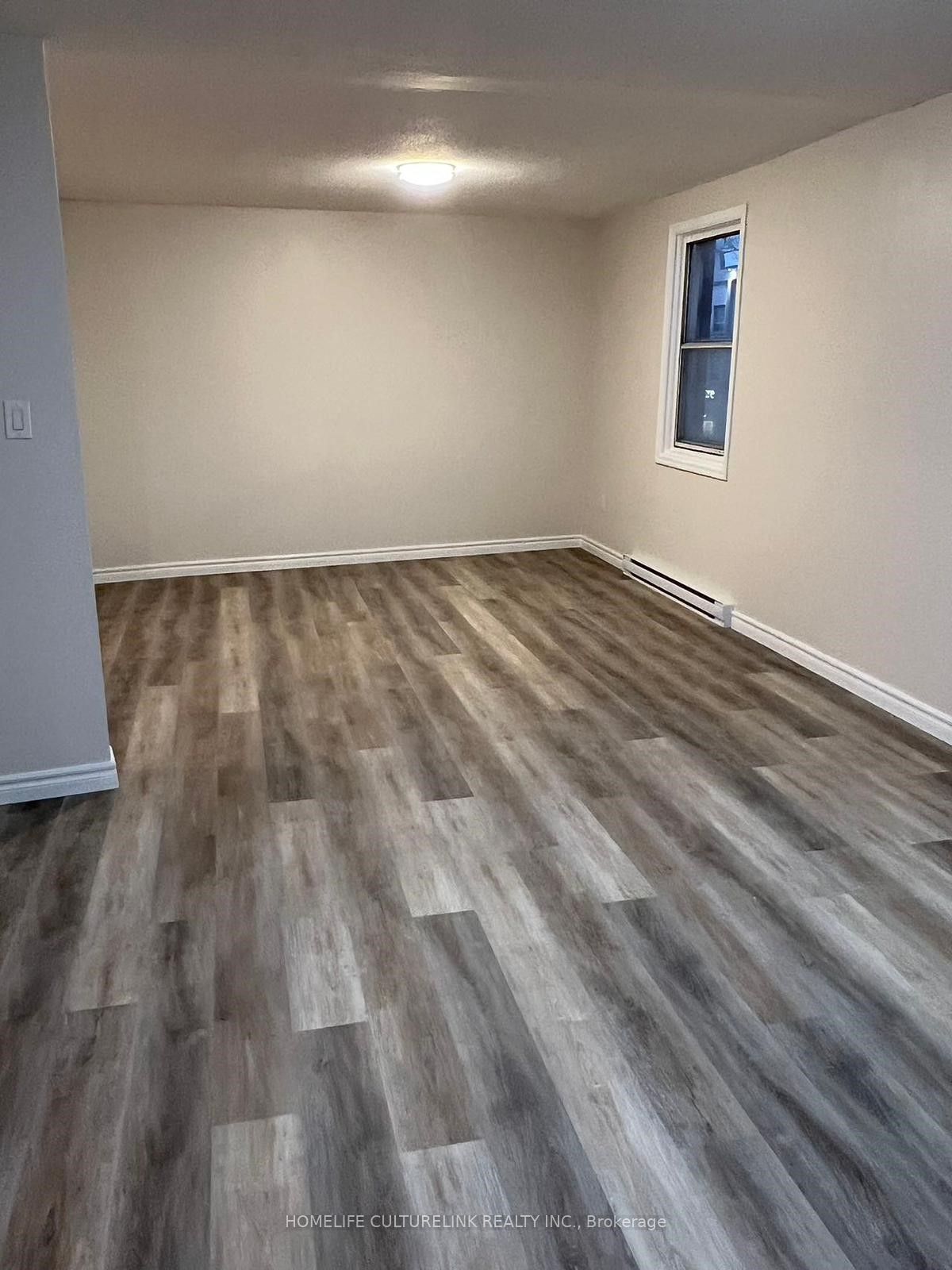 3445 Yonge Street 2/f Property Photo 4
