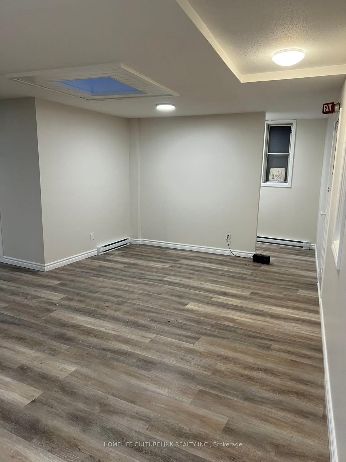 3445 Yonge Street 2/f Property Photo 6