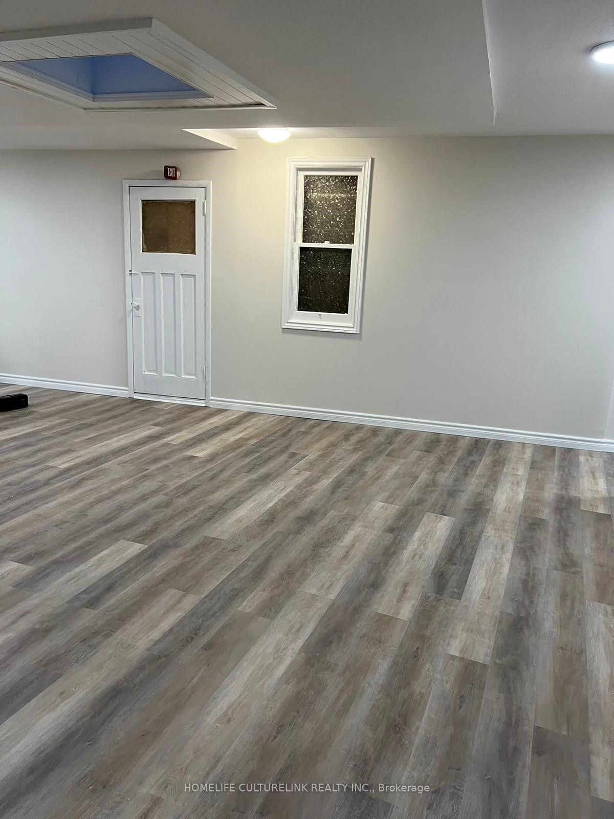 3445 Yonge Street 2/f Property Photo 8