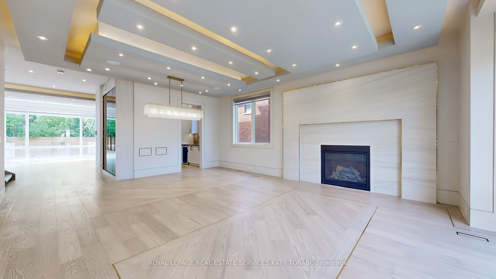 49 Abitibi Avenue Property Photo 7