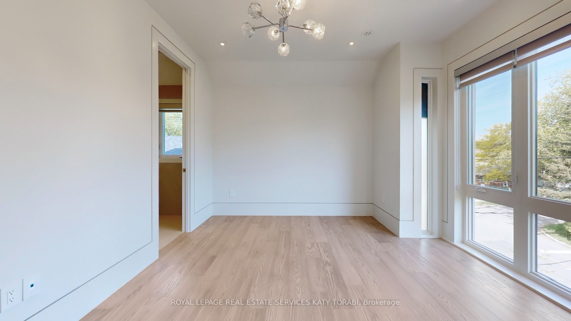 49 Abitibi Avenue Property Photo 34