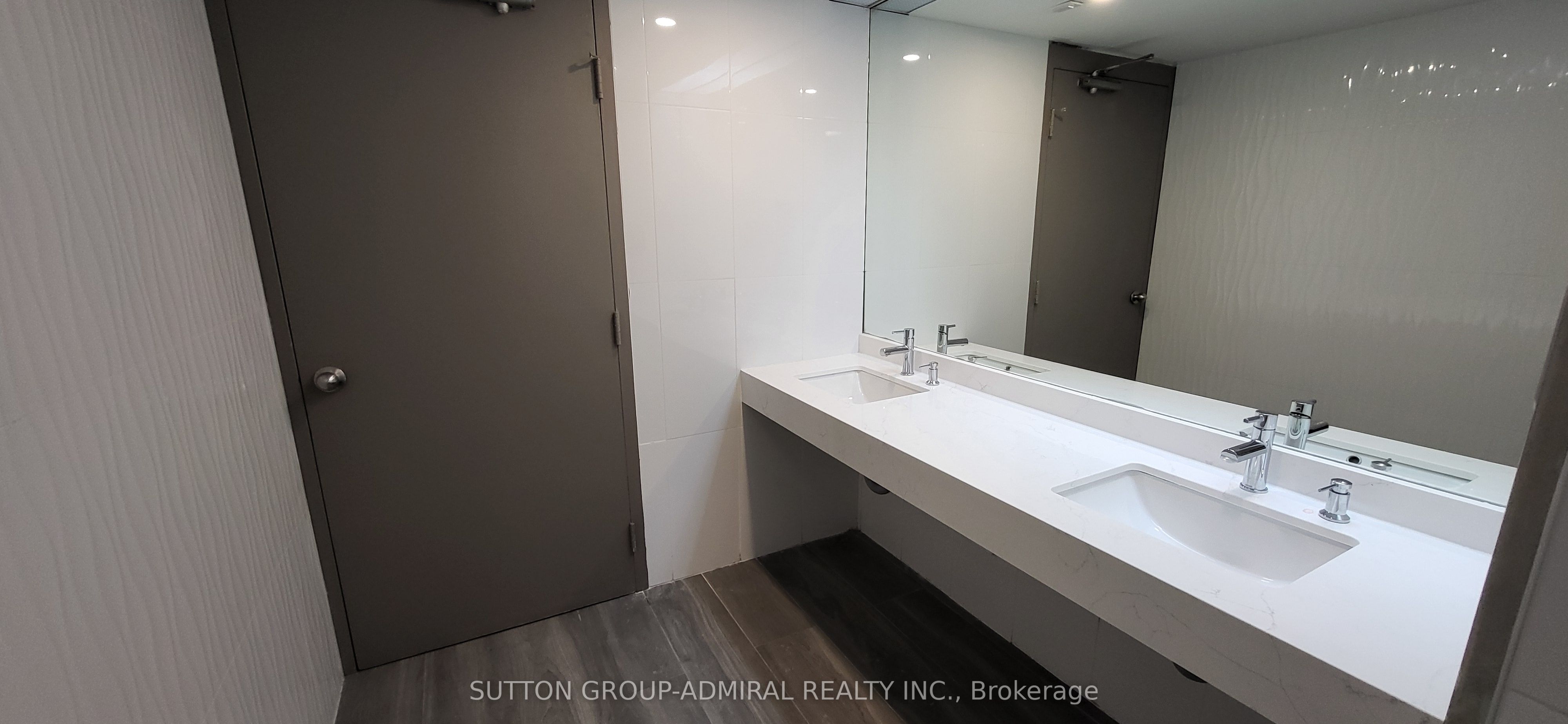 #802 - 920 Yonge Street Property Photo 34