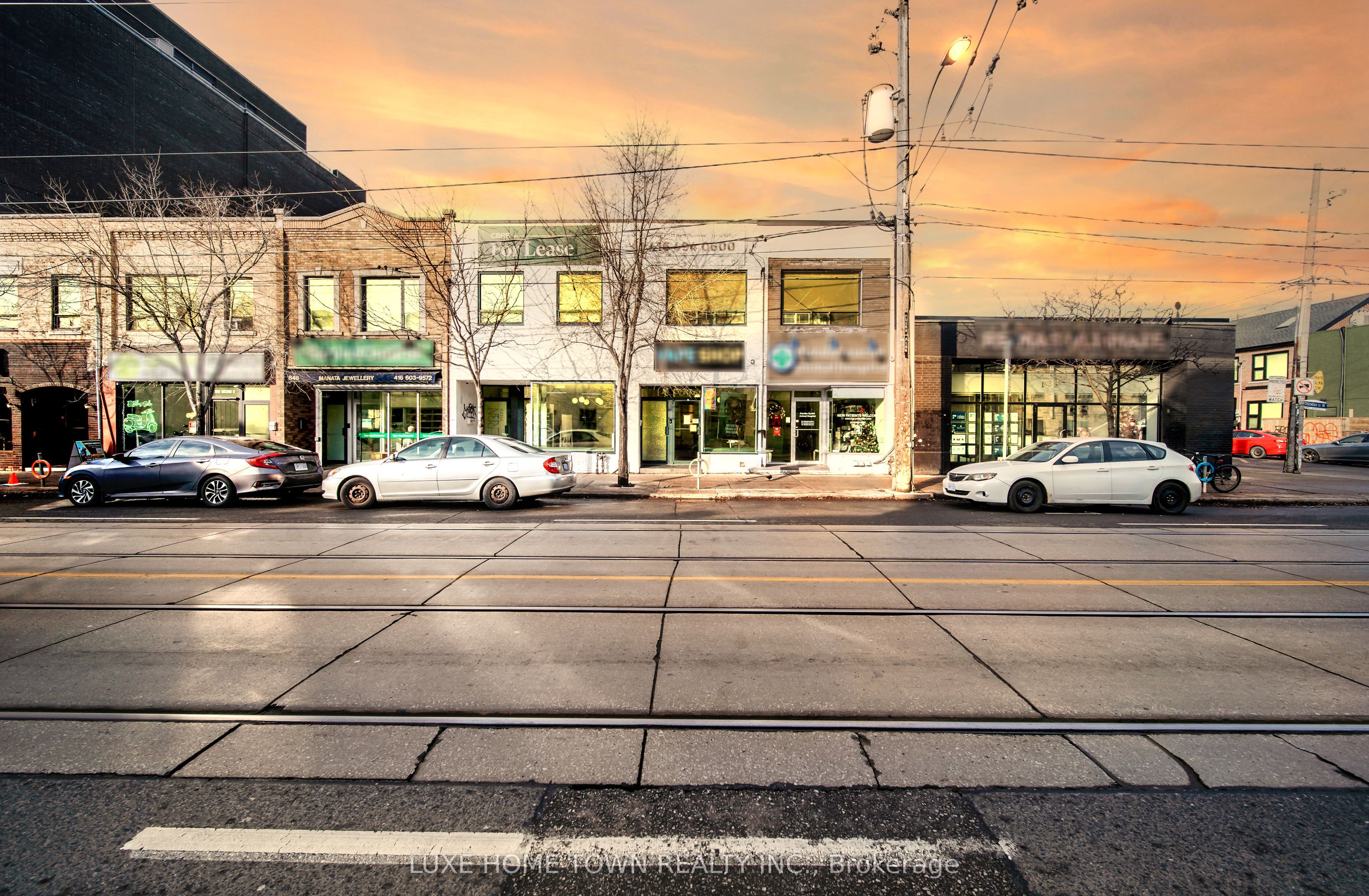 844 Dundas Street Property Photo 1