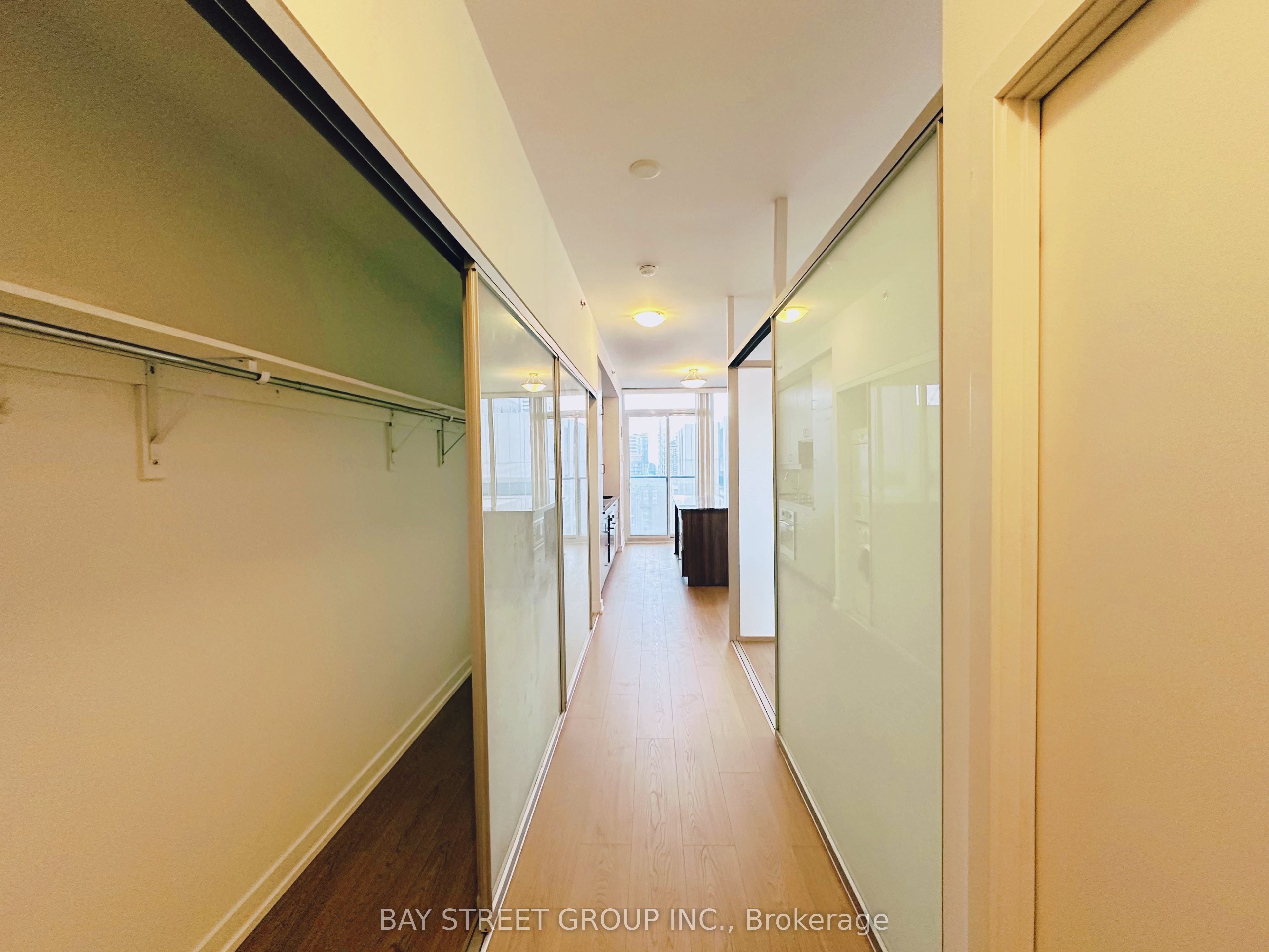 426 University Avenue 2909 Property Photo 1