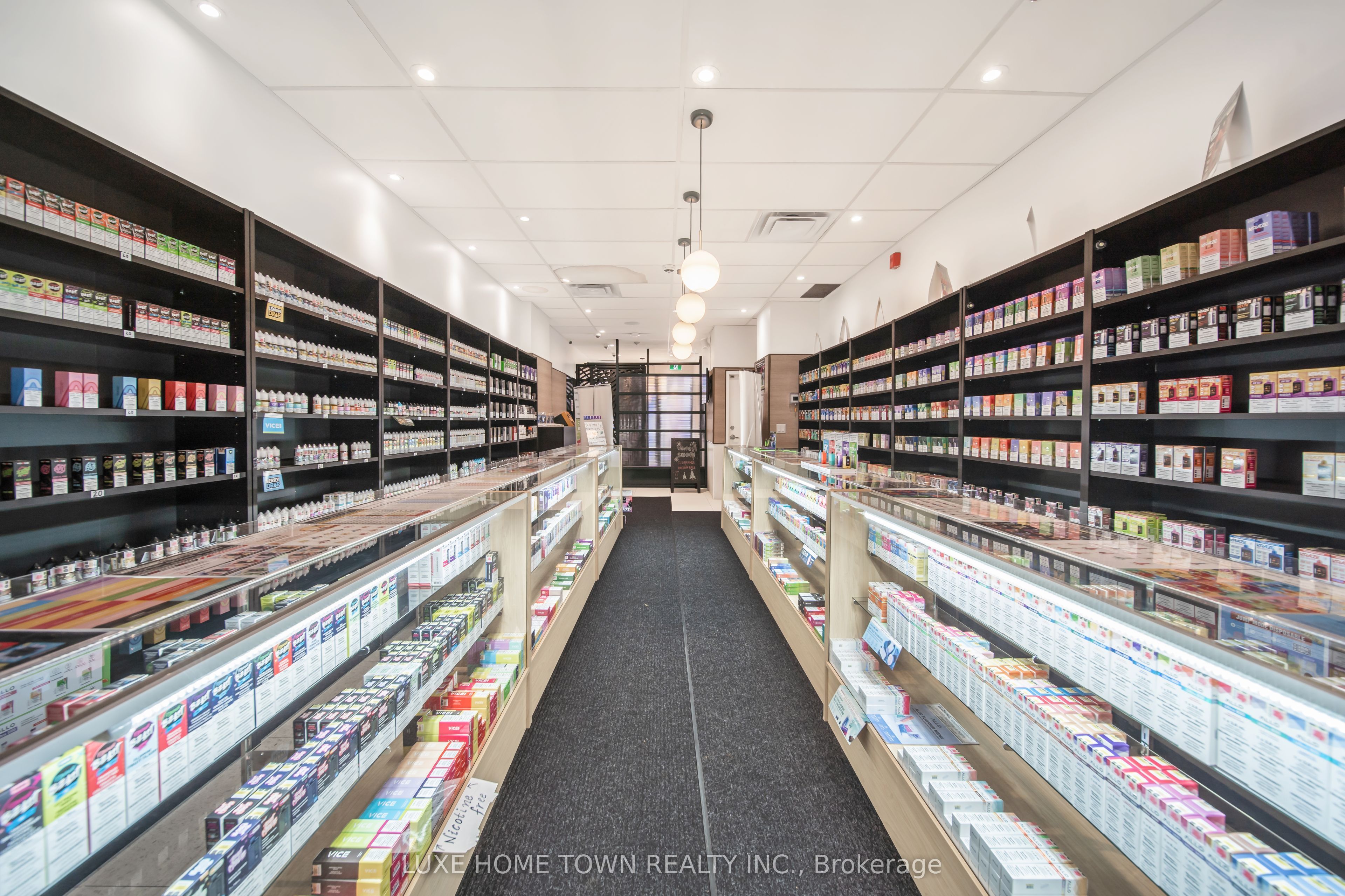 842 Dundas Street Property Photo 24