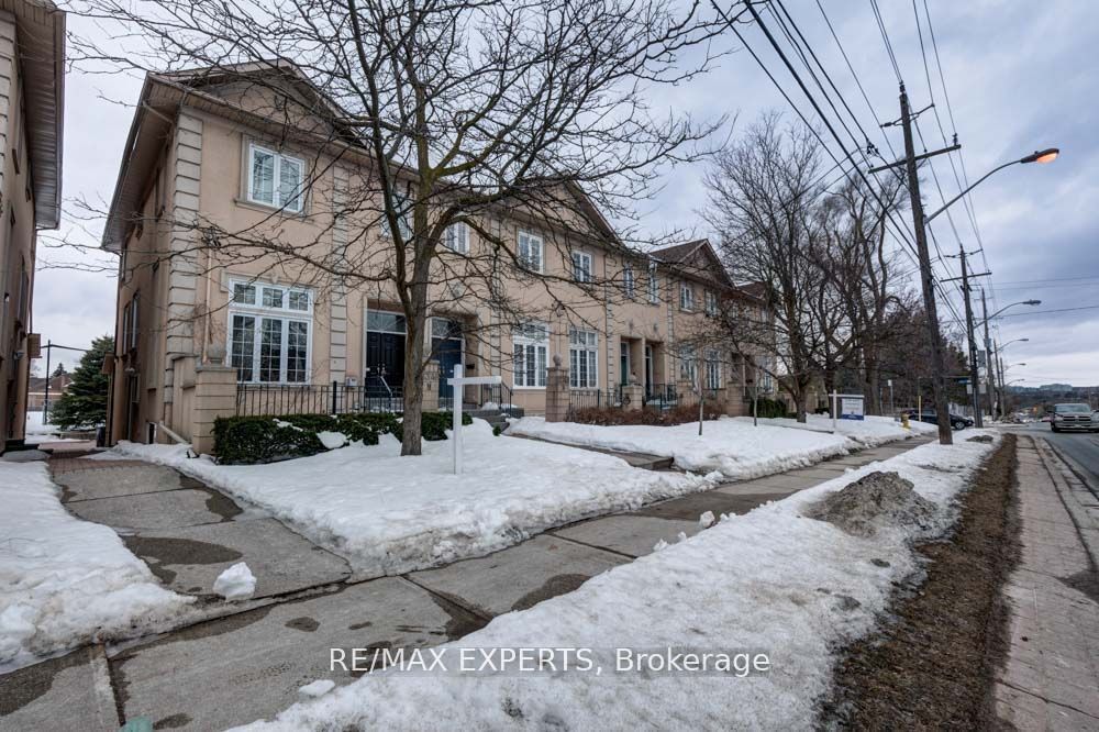 3348 Bayview Avenue M Property Photo 1