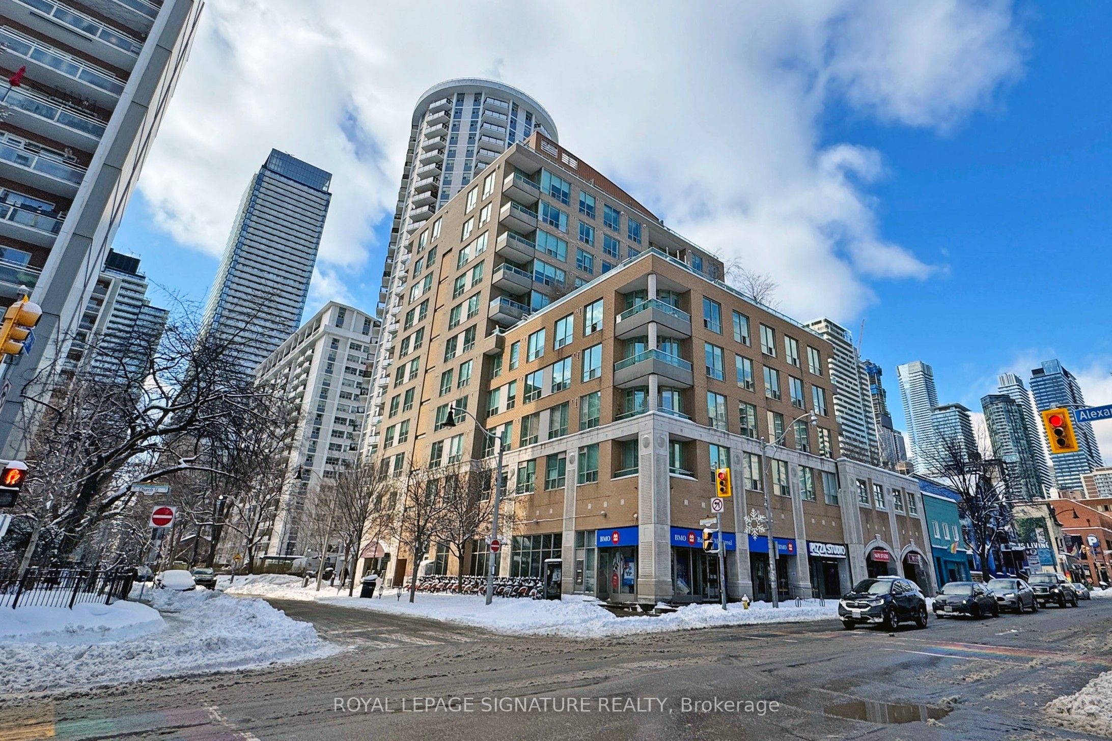 #1004 - 70 Alexander Street Property Photo 1