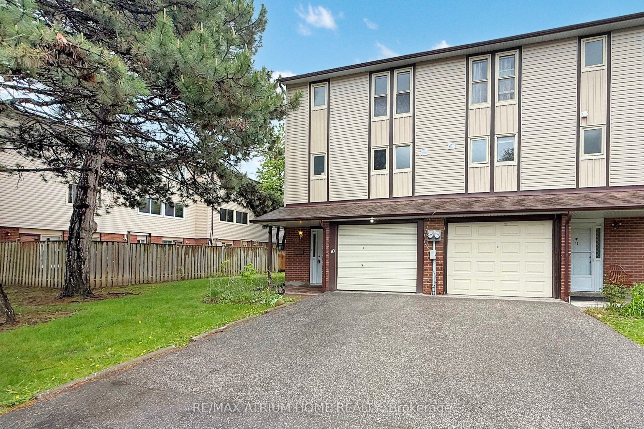 10 Townsend Road Property Photo 1