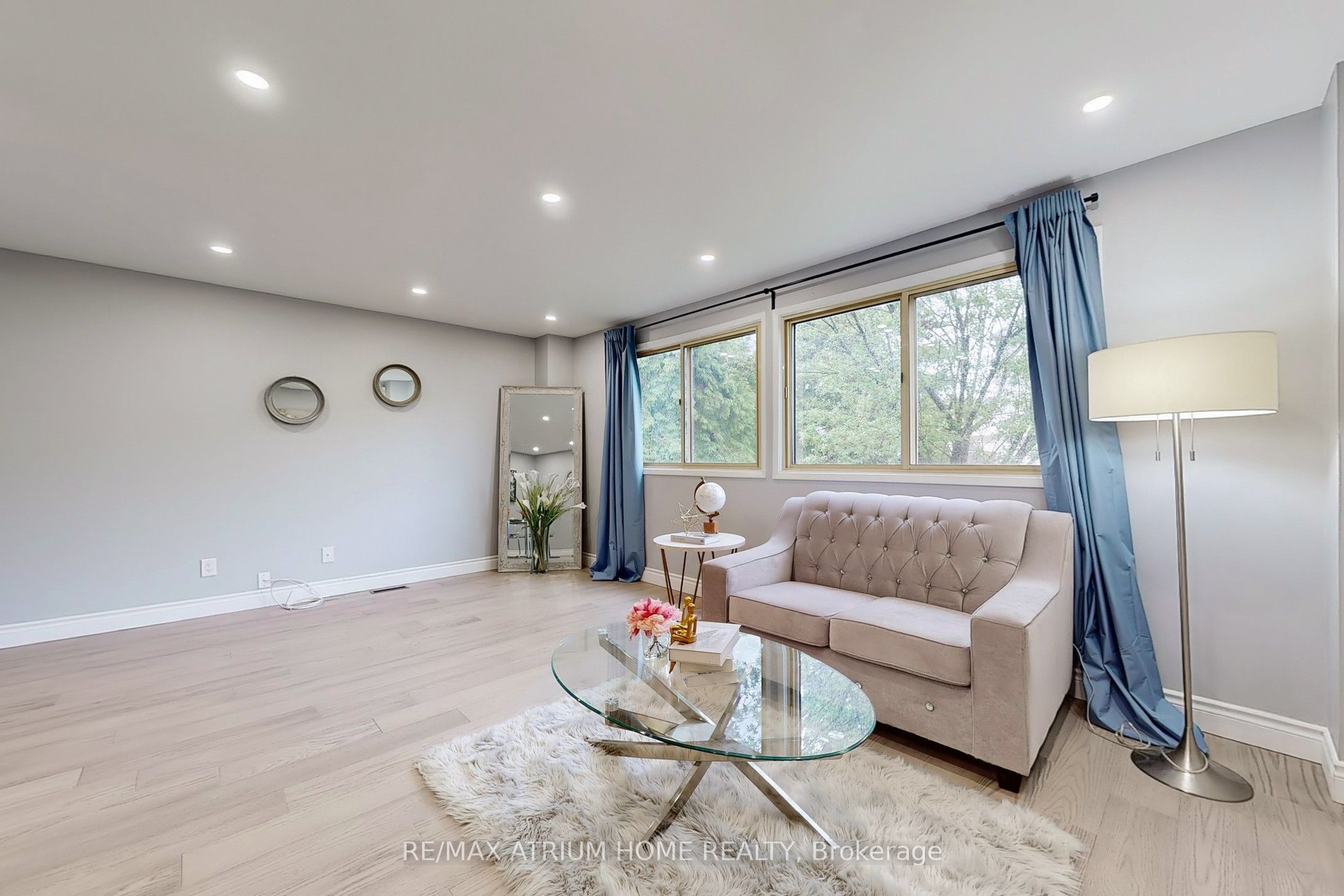 10 Townsend Road Property Photo 5