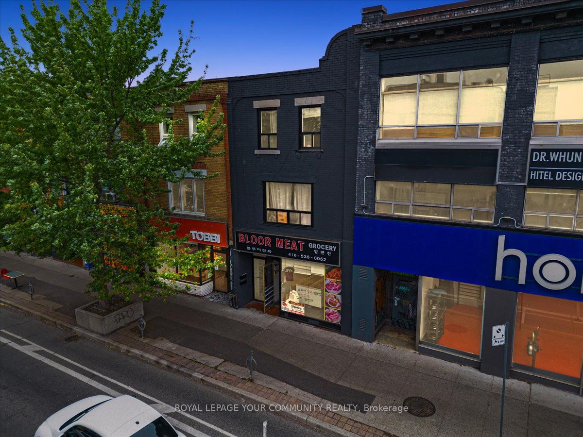 676 Bloor Street Property Photo 2