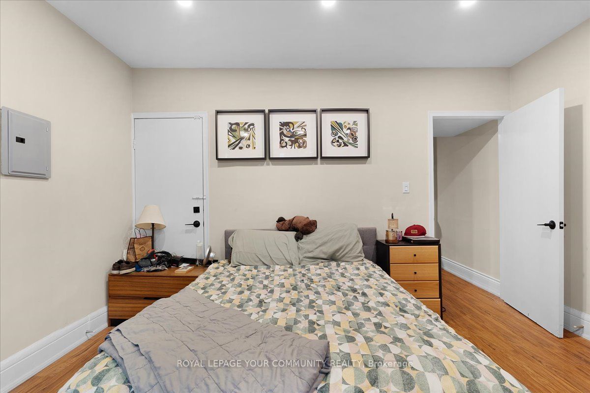 676 Bloor Street Property Photo 26