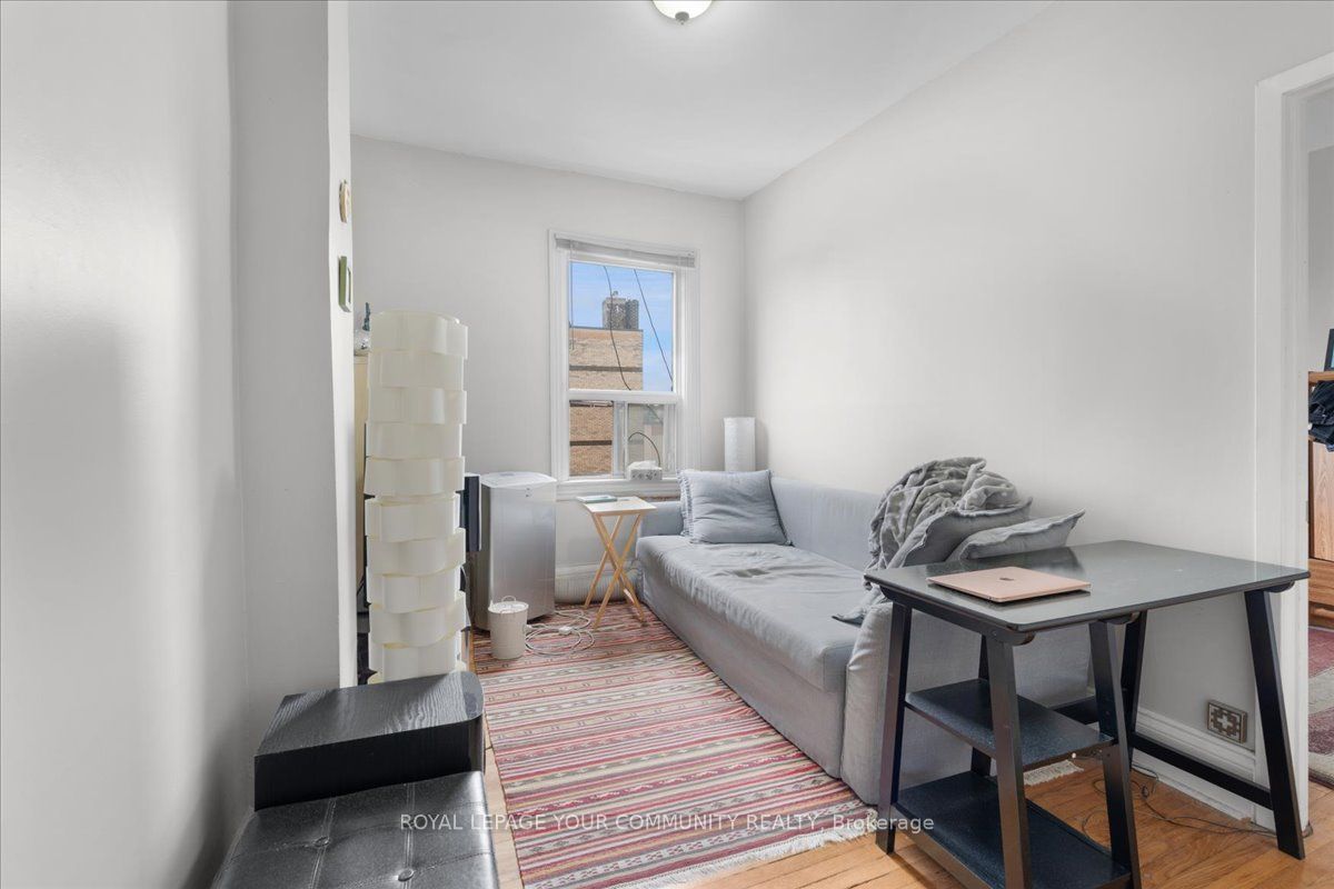 676 Bloor Street Property Photo 29