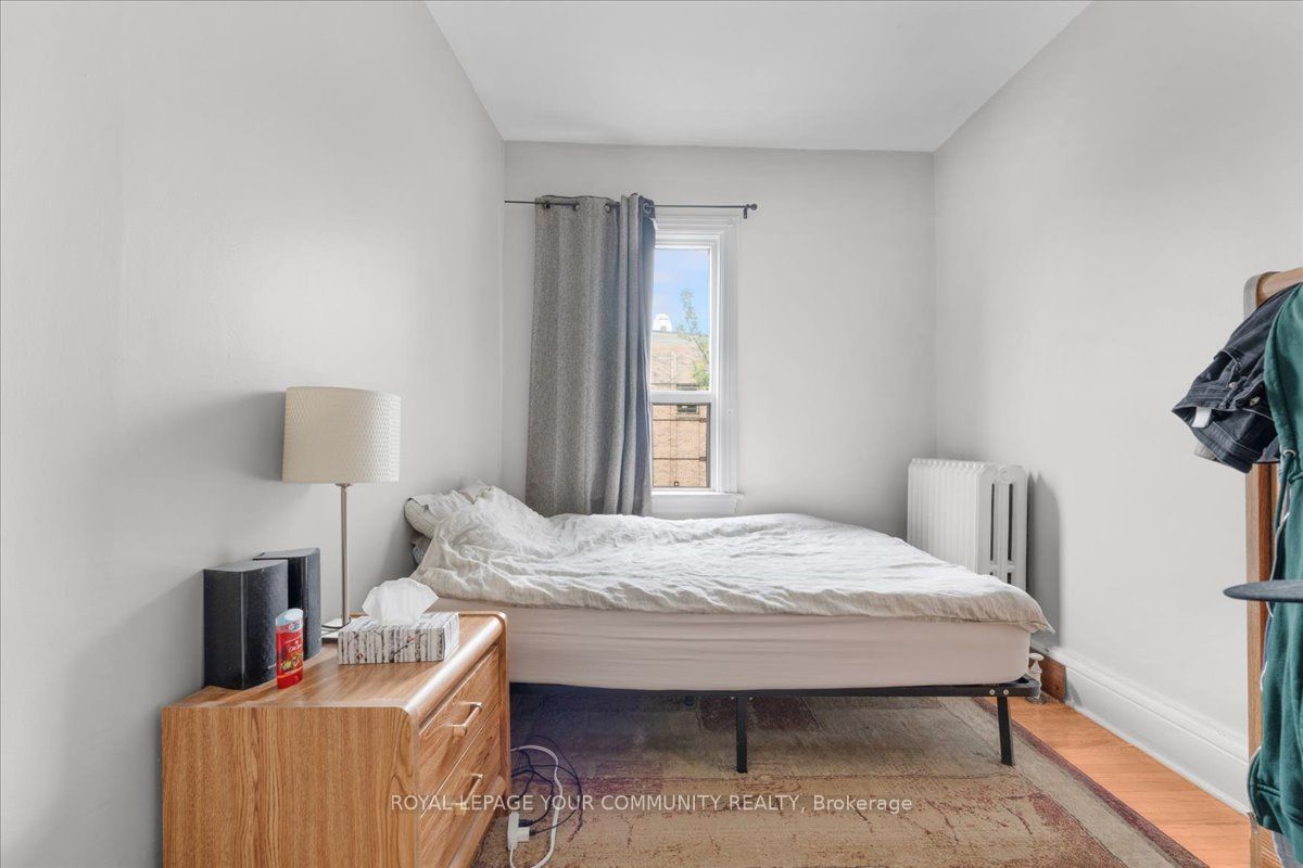 676 Bloor Street Property Photo 30