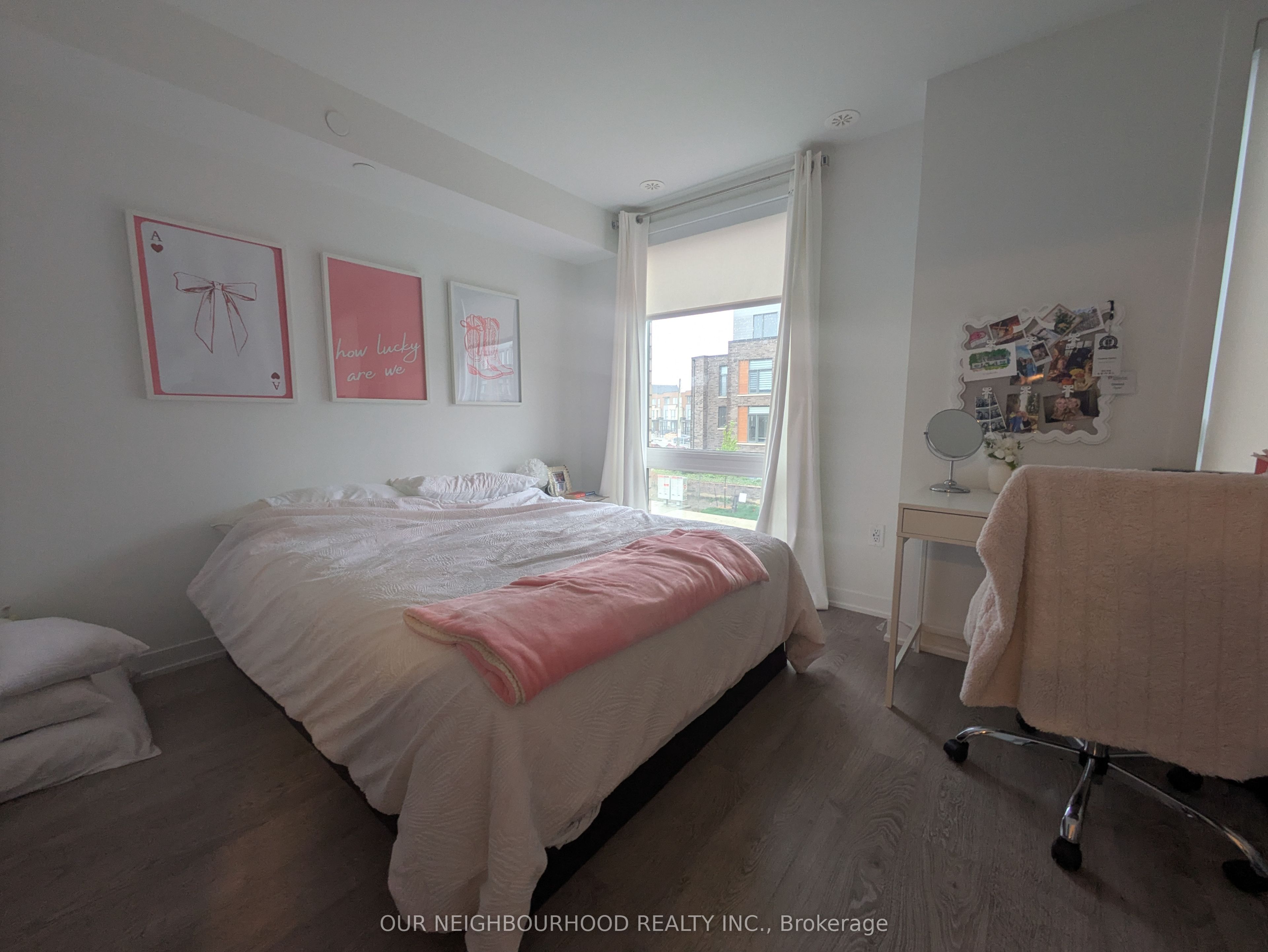 106 Green Gardens Boulevard Property Photo 8