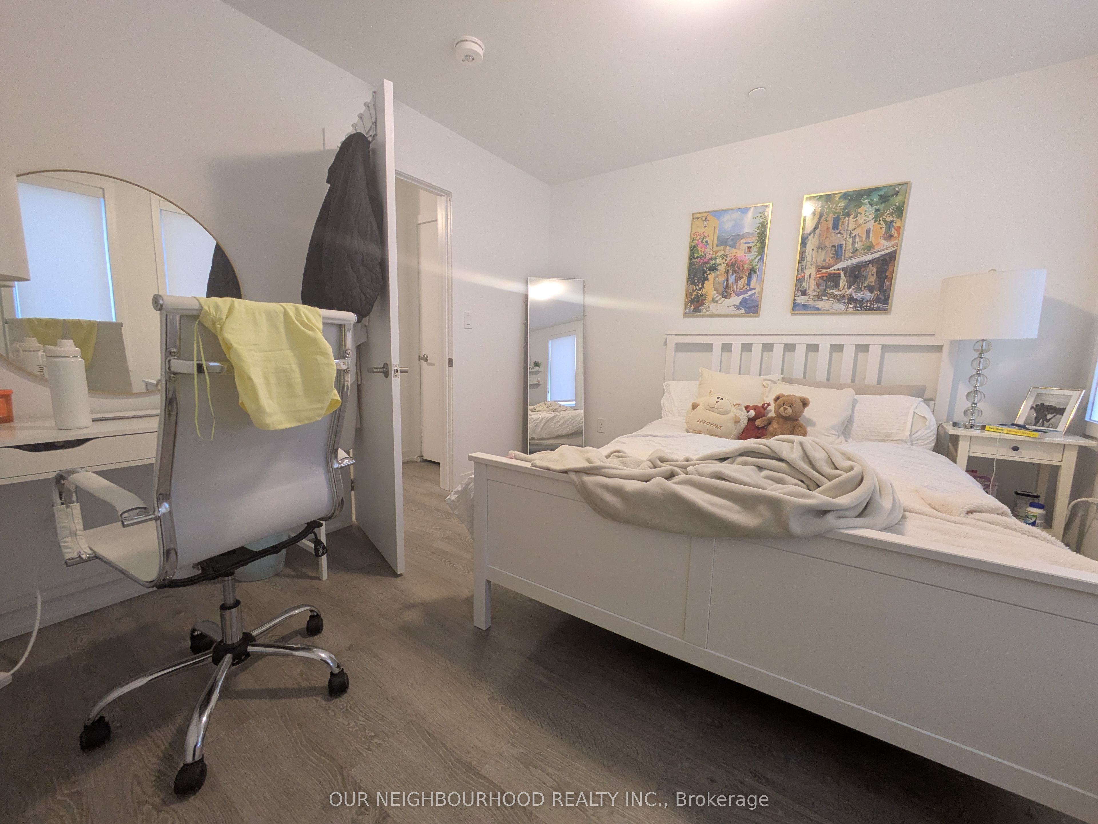 106 Green Gardens Boulevard Property Photo 11
