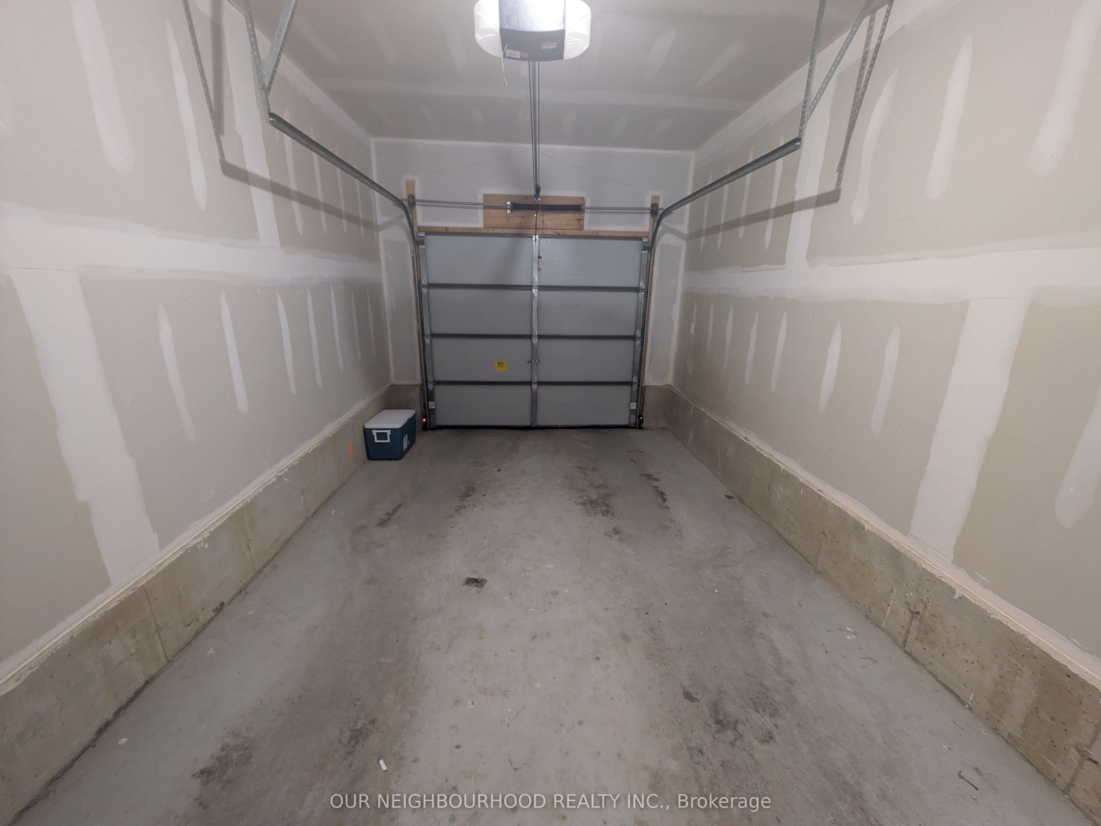 106 Green Gardens Boulevard Property Photo 19