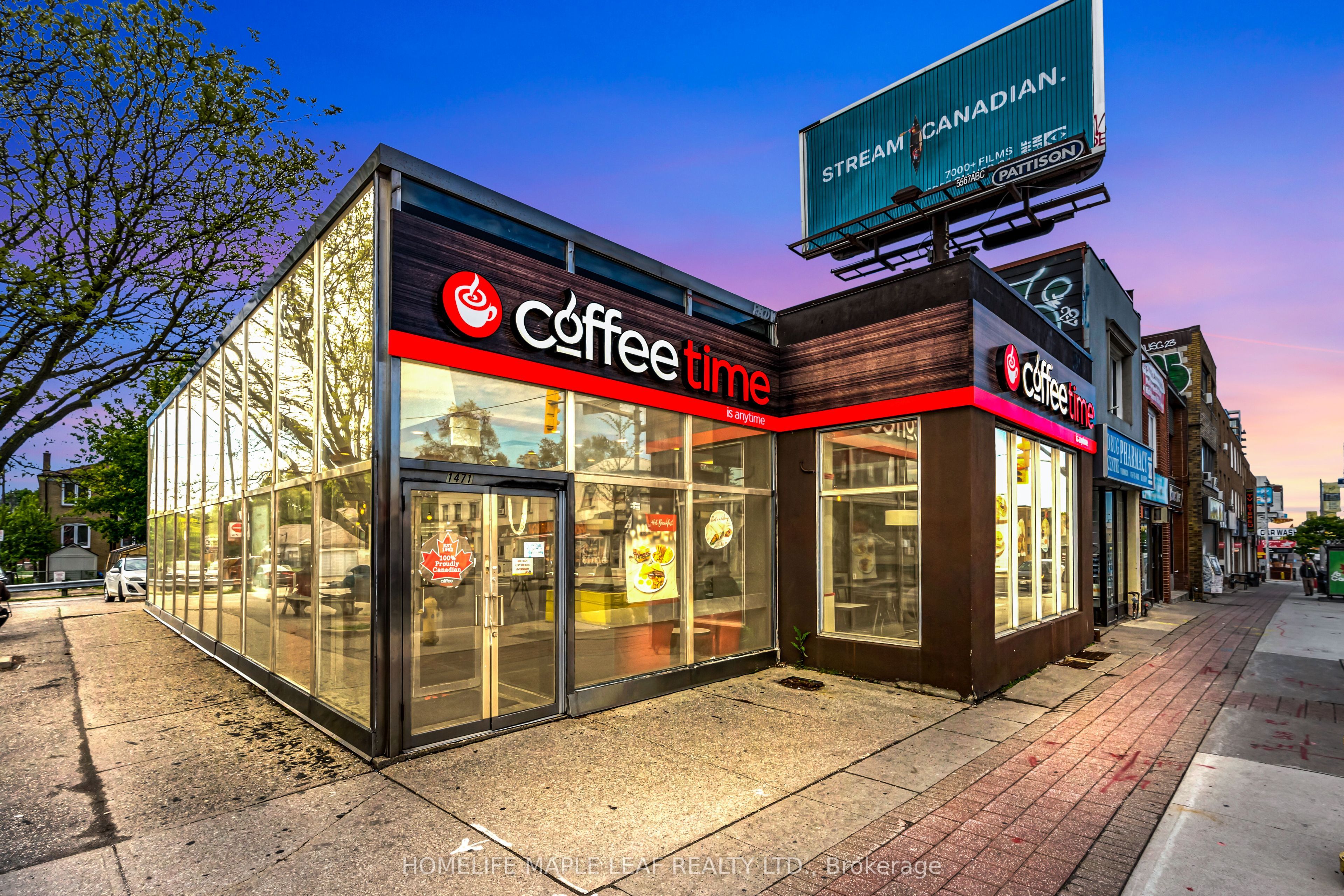 1471 Eglinton Avenue Property Photo 1