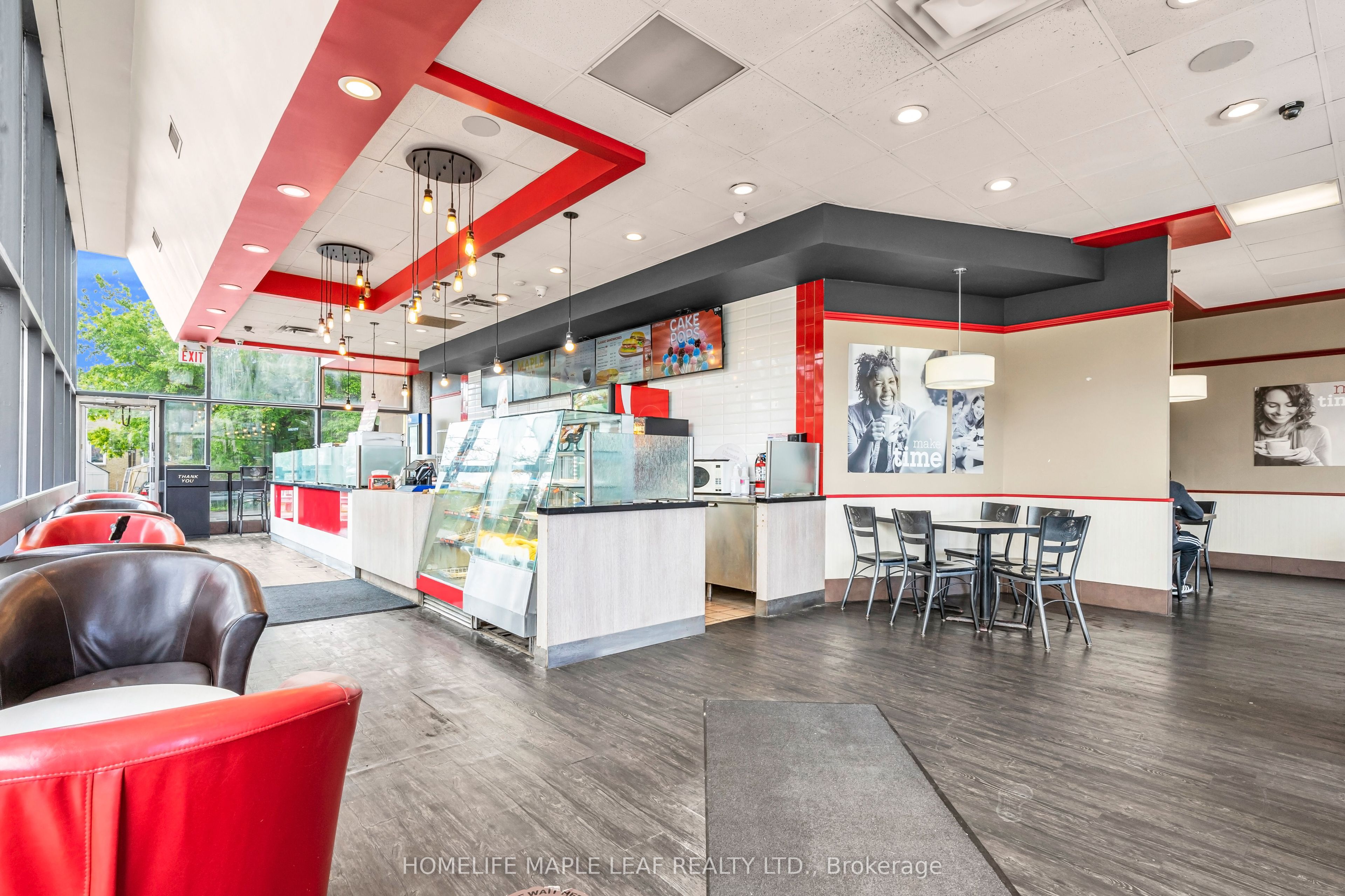 1471 Eglinton Avenue Property Photo 12