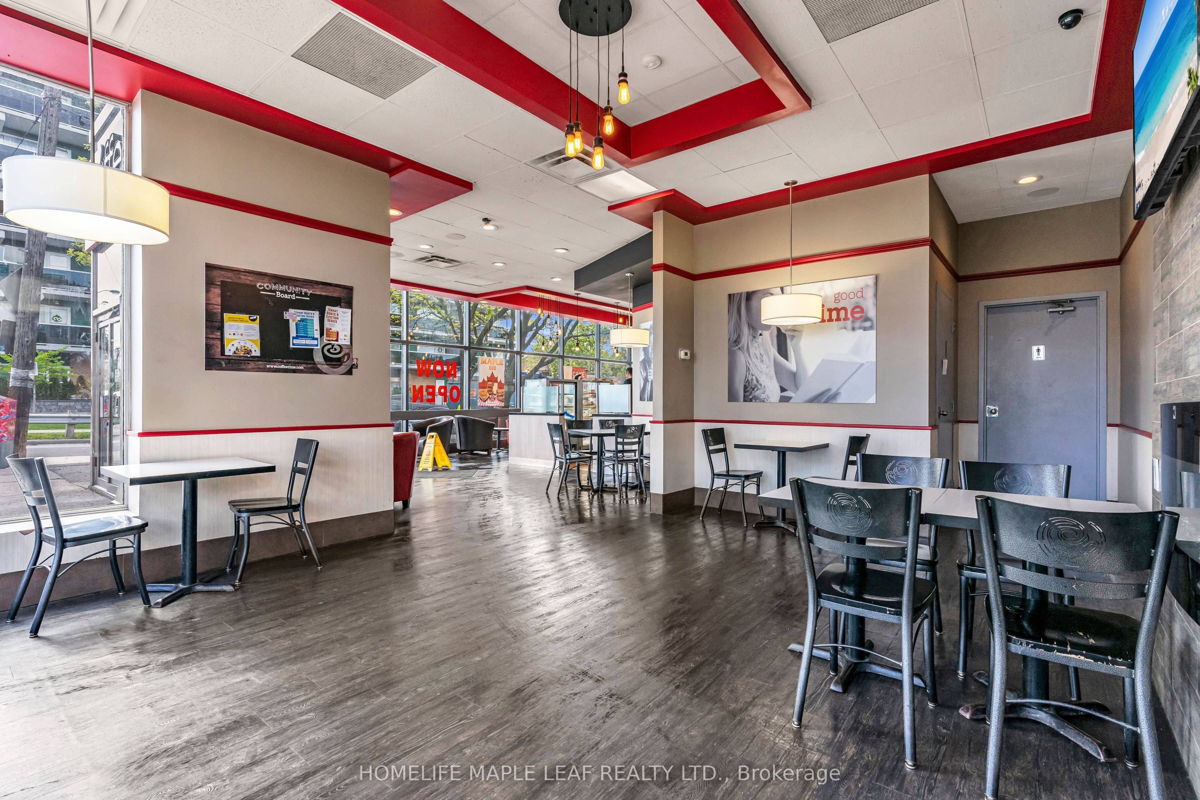 1471 Eglinton Avenue Property Photo 18