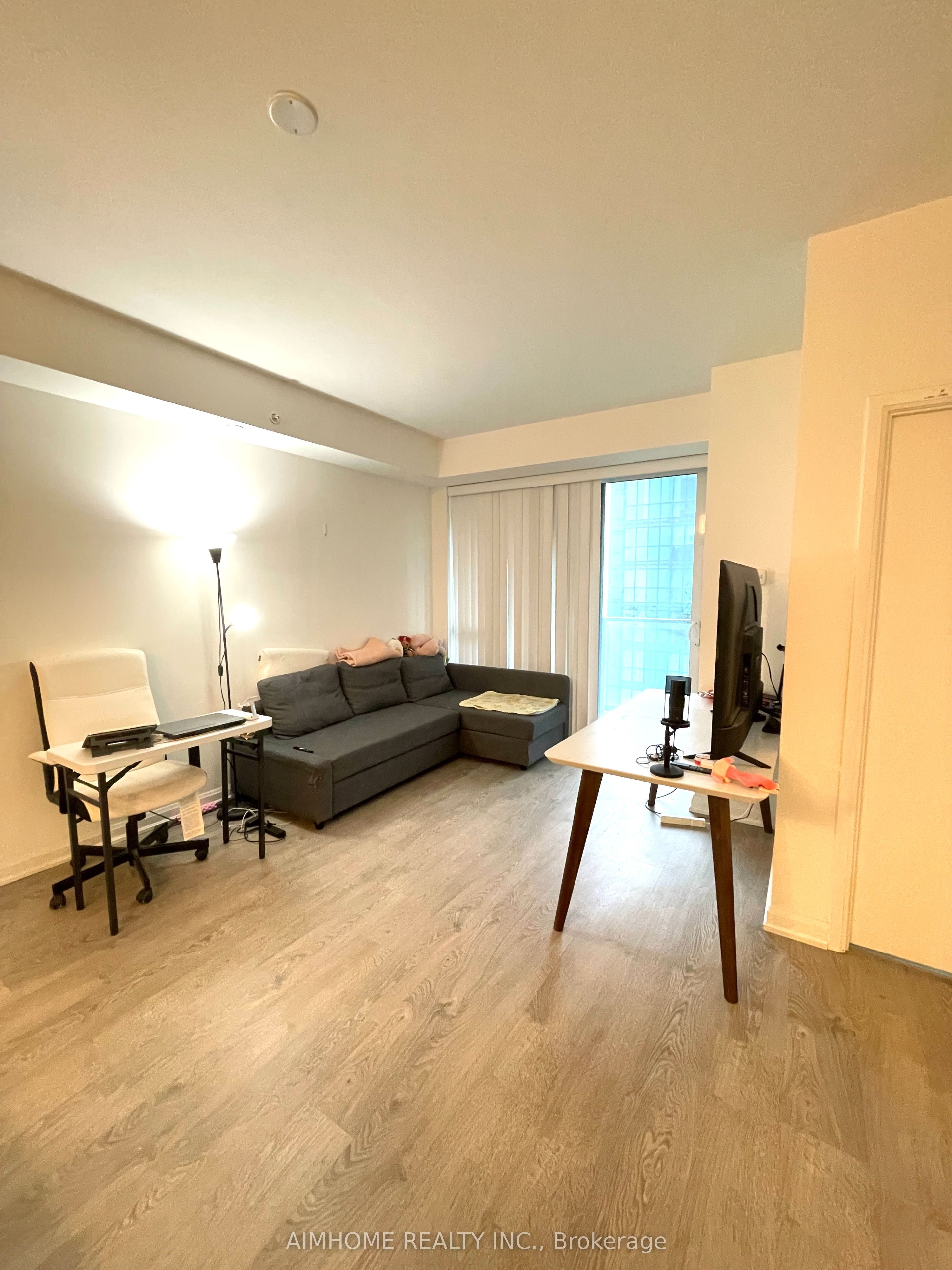 #3104 - 9 Bogert Avenue Property Photo 8
