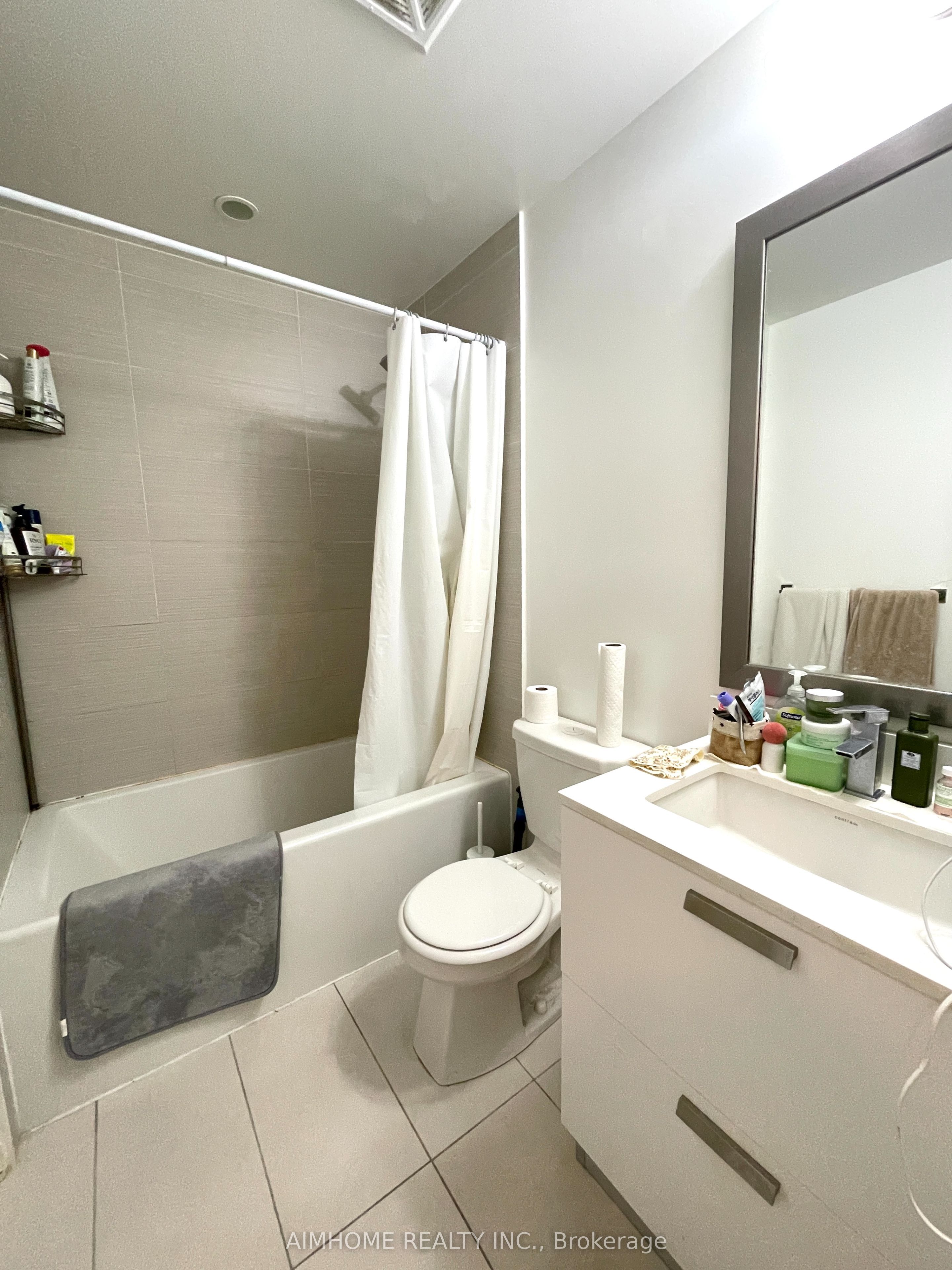 #3104 - 9 Bogert Avenue Property Photo 11