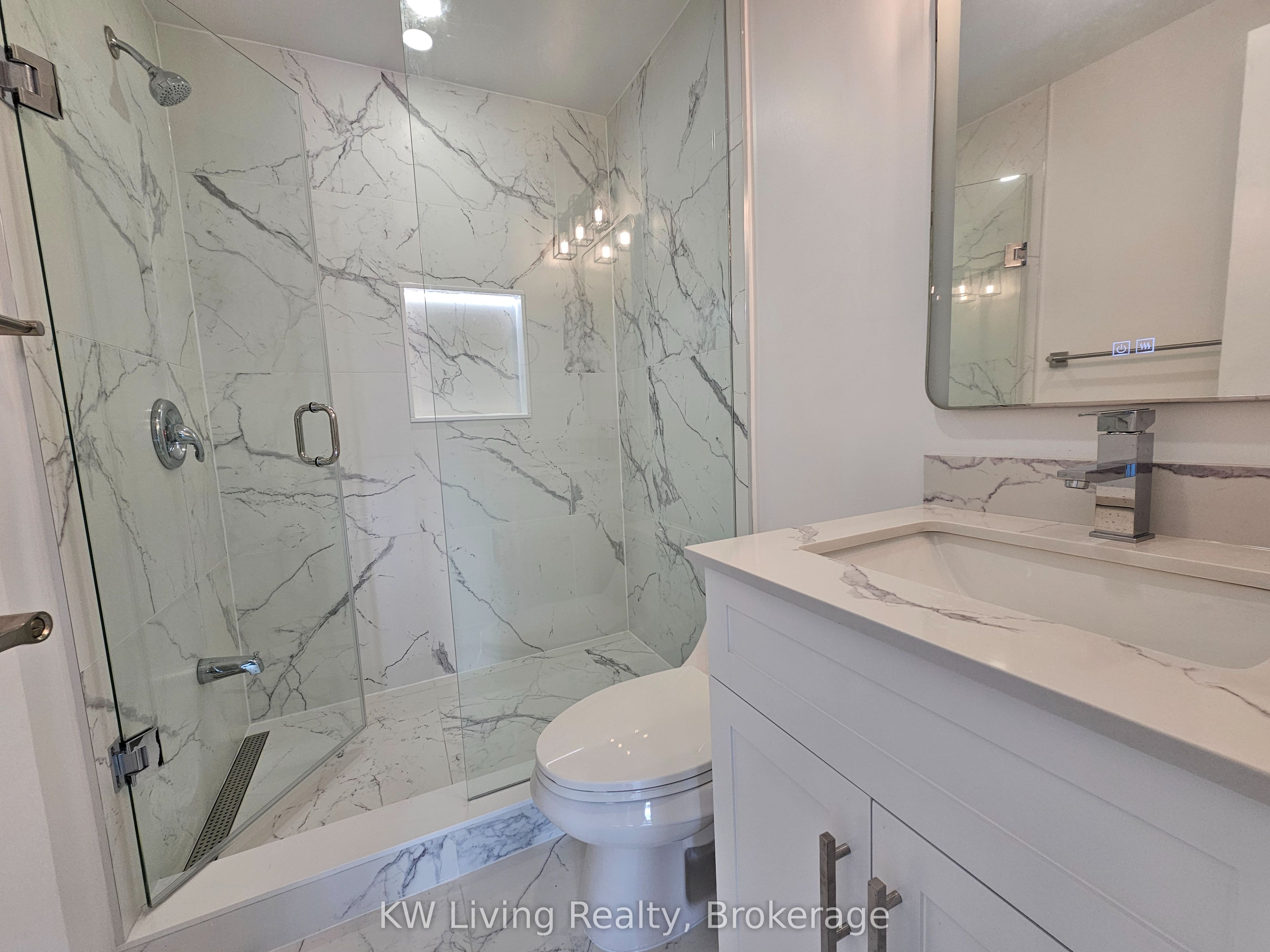 89 Gypsy Roseway Property Photo 16