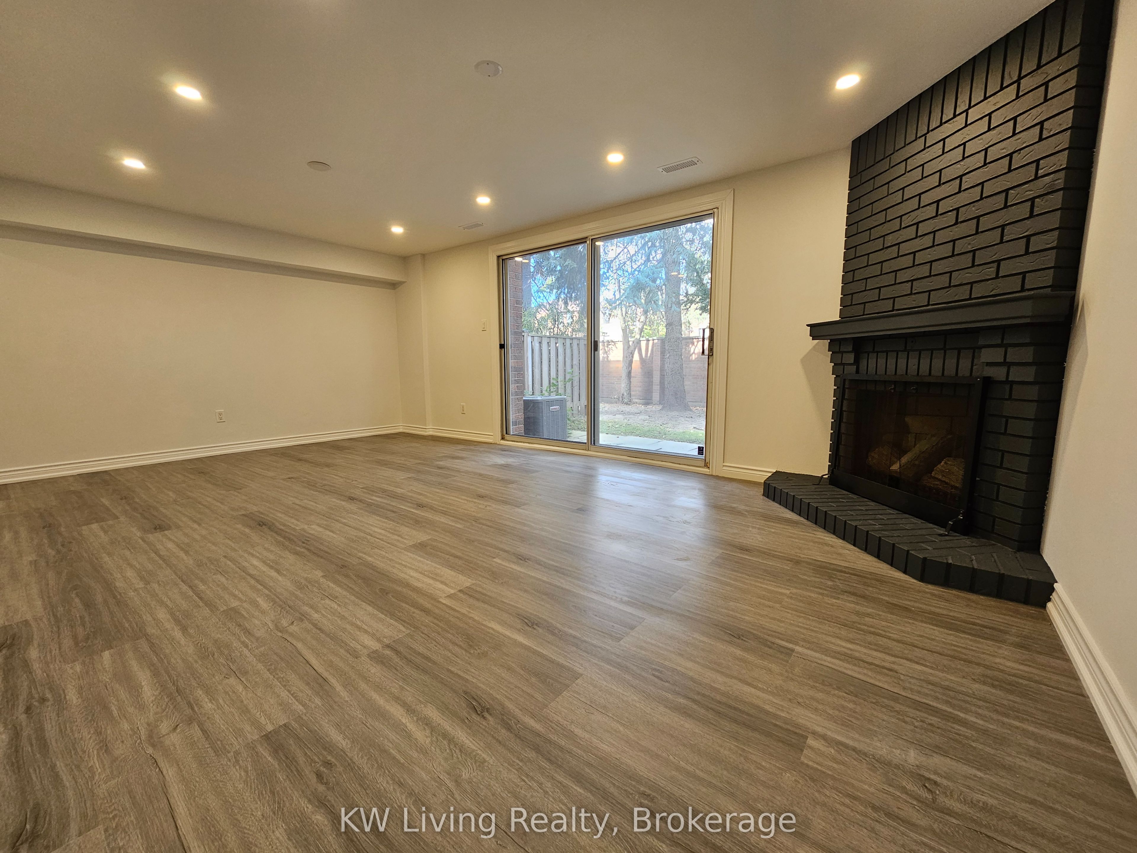 89 Gypsy Roseway Property Photo 25