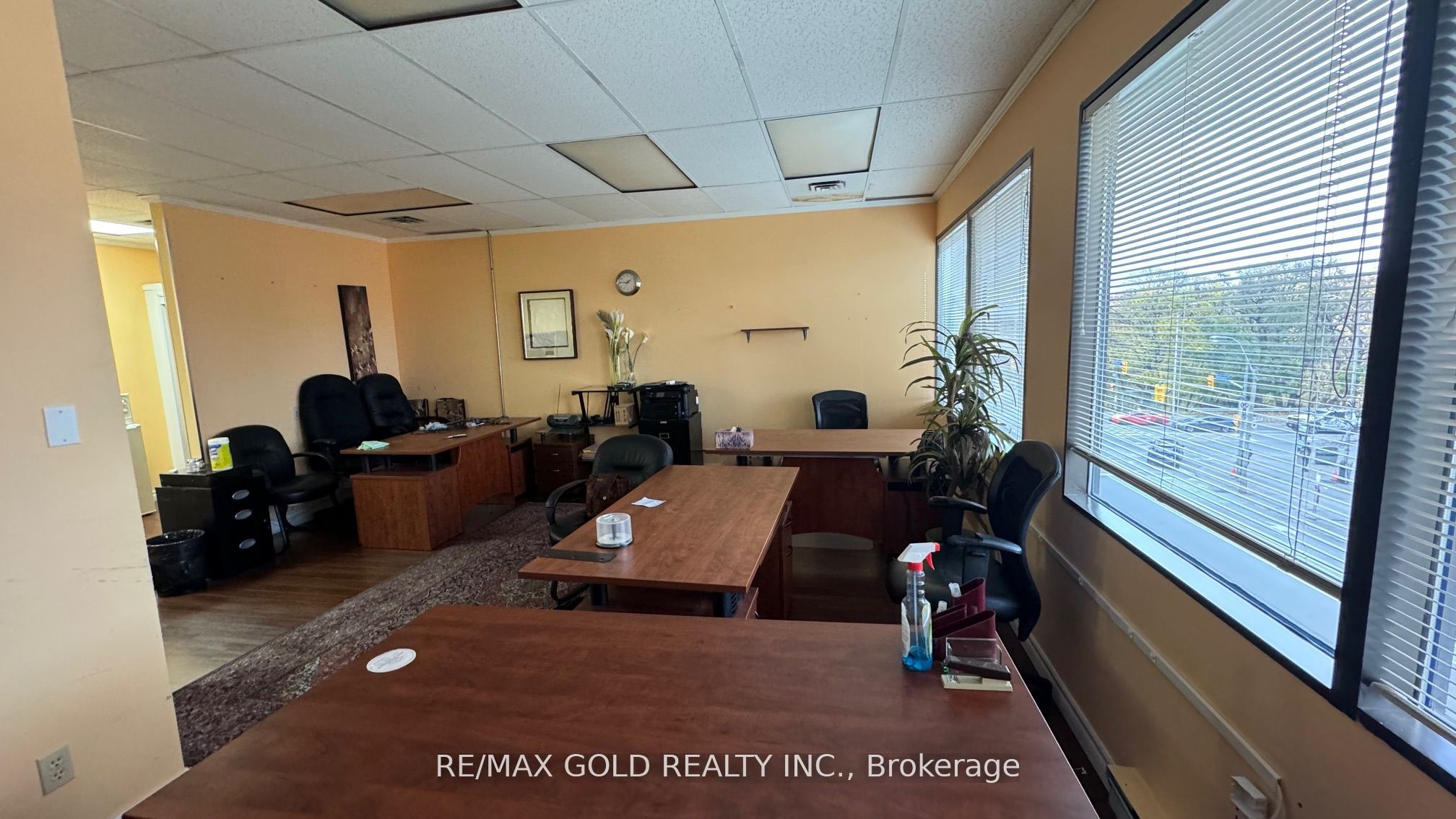 #301 - 600 Sherbourne Street Property Photo 6