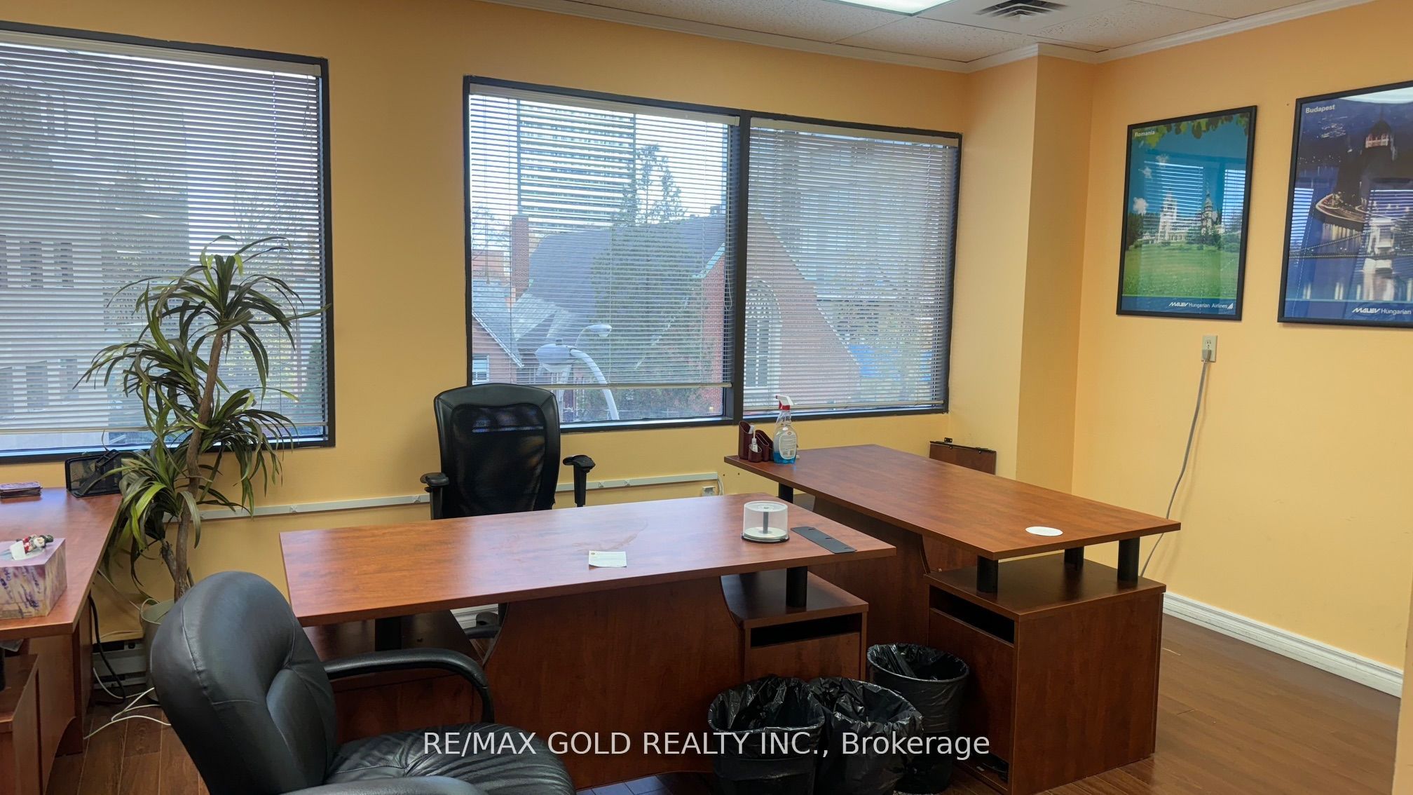 #301 - 600 Sherbourne Street Property Photo 18