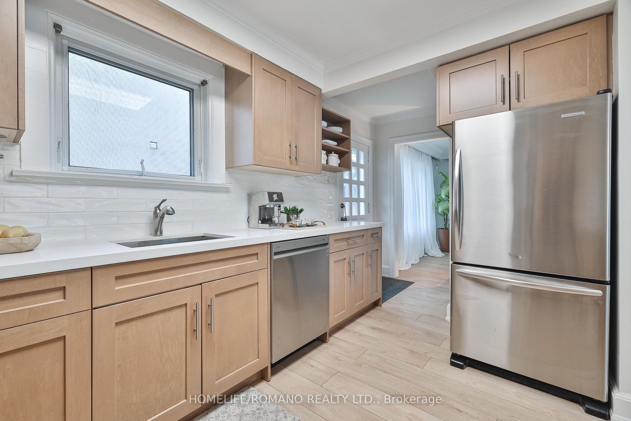 542 Deloraine Avenue Property Photo 20