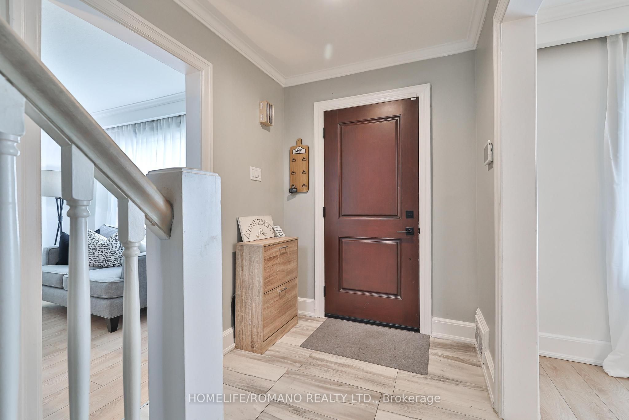 542 Deloraine Avenue Property Photo 23
