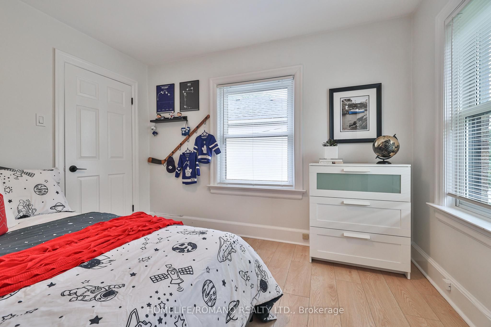542 Deloraine Avenue Property Photo 34