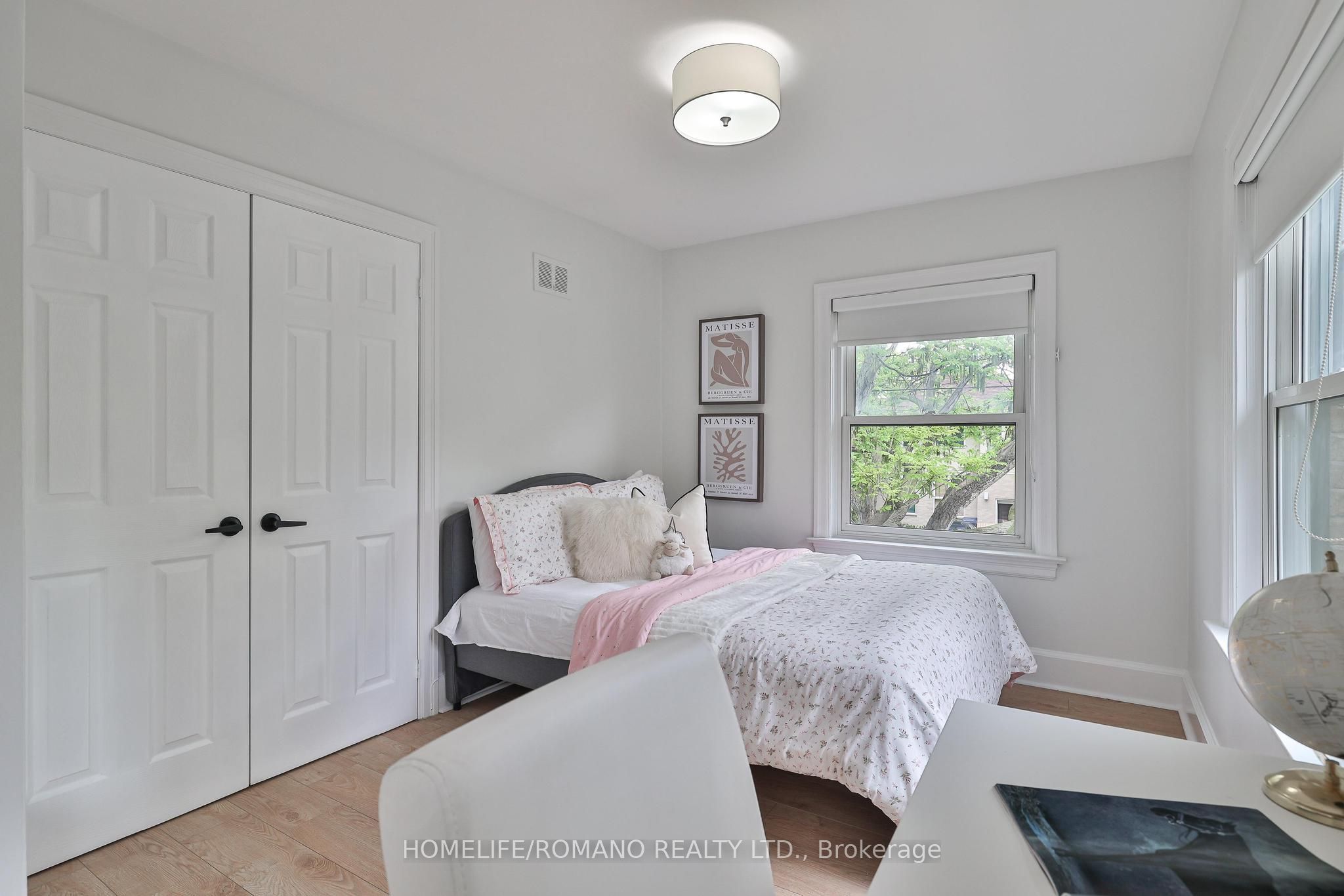 542 Deloraine Avenue Property Photo 39
