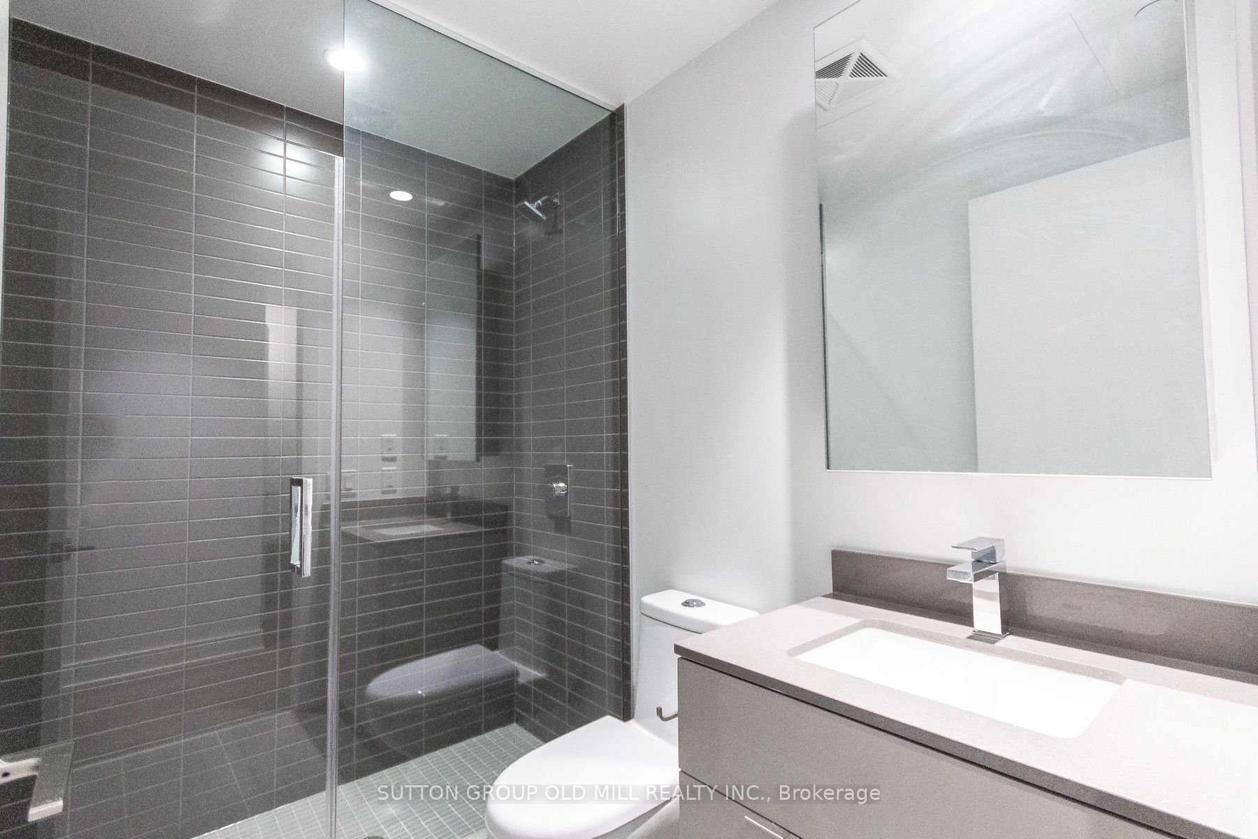7 Grenville Street 601 Property Photo 12