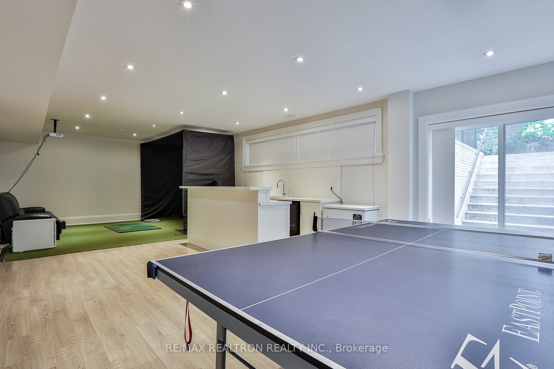 86 Princess Avenue Property Photo 32