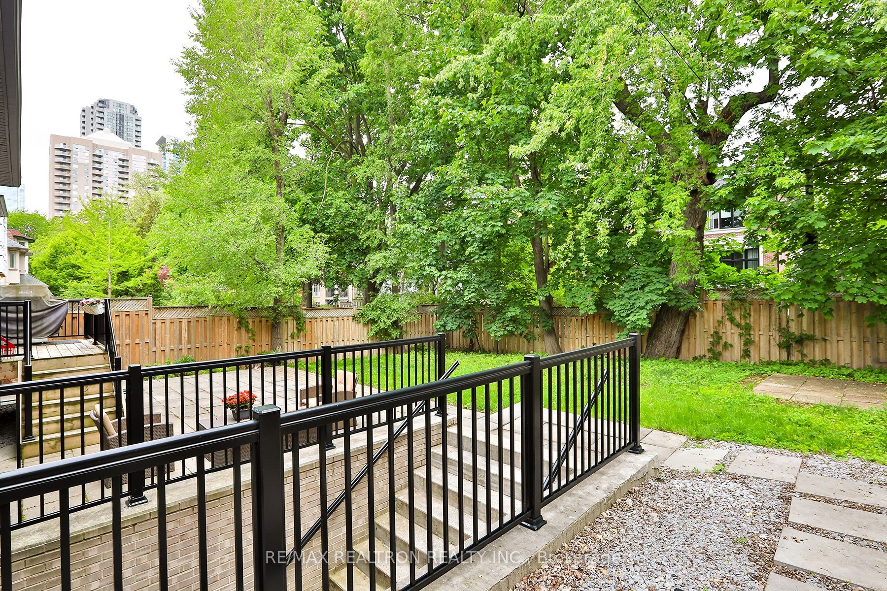 86 Princess Avenue Property Photo 37