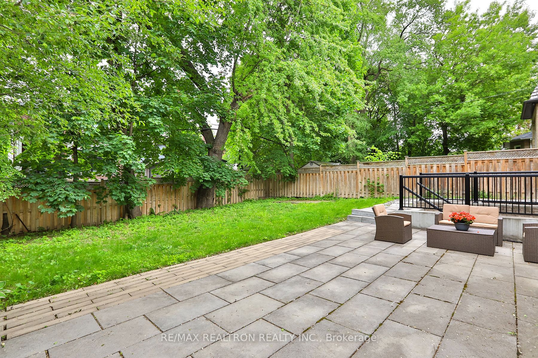 86 Princess Avenue Property Photo 38