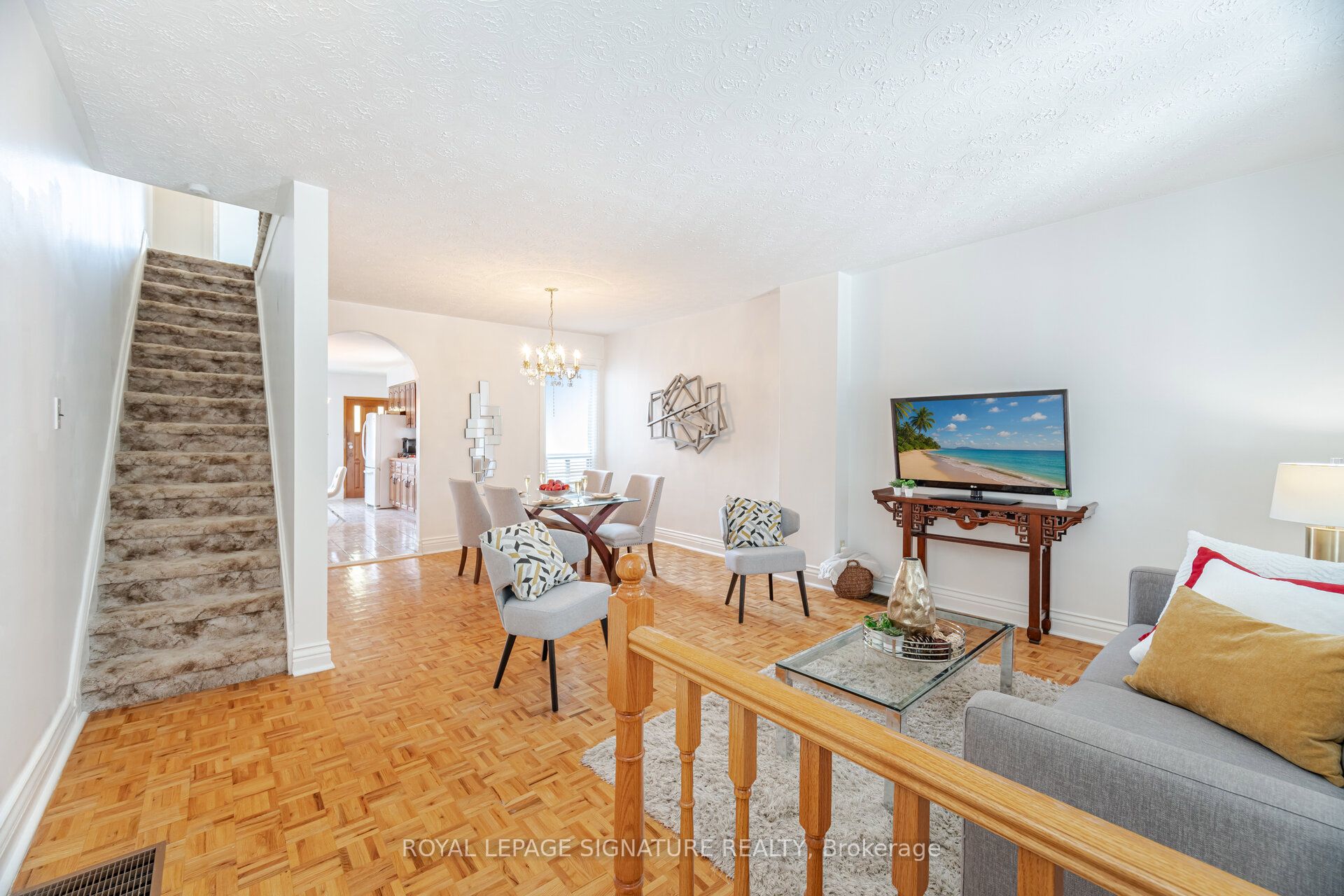 443 Brock Avenue Property Photo 6
