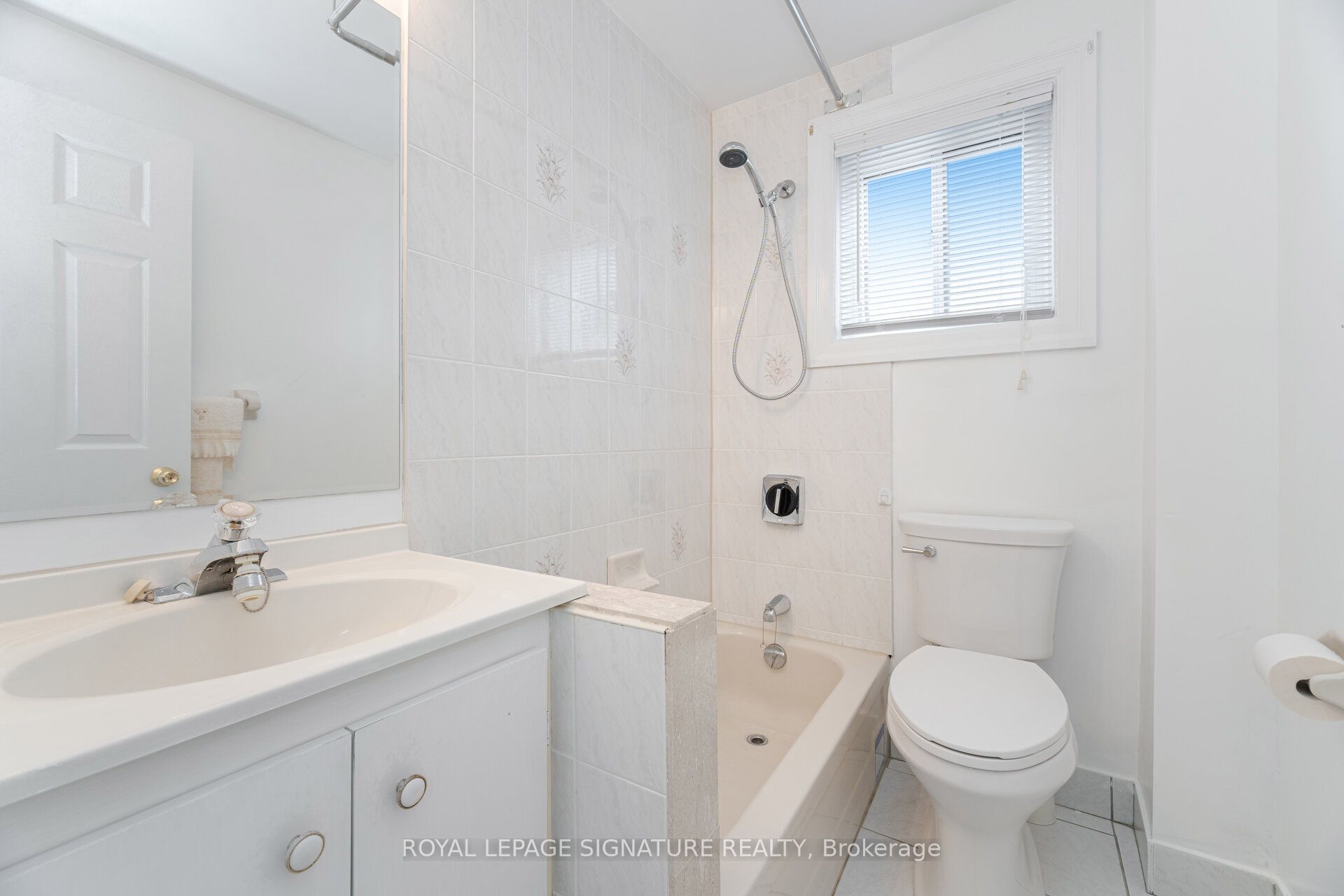 443 Brock Avenue Property Photo 24