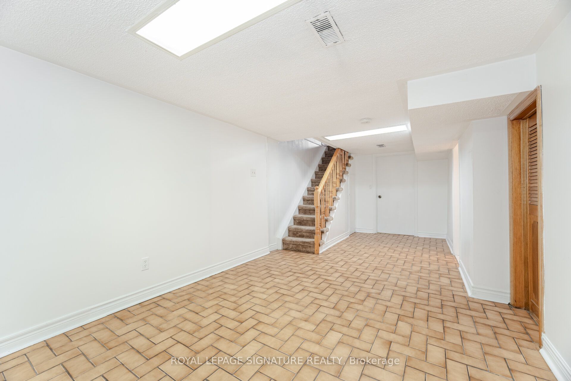 443 Brock Avenue Property Photo 30