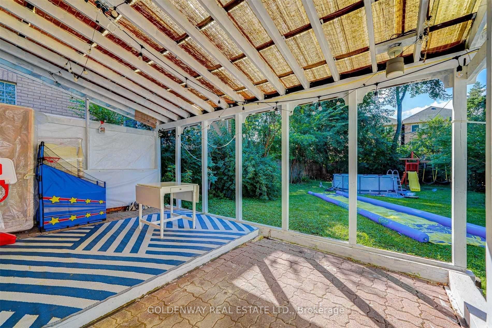 211 Pemberton Avenue Property Photo 29