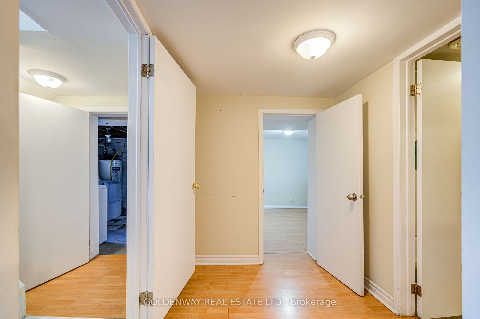 211 Pemberton Avenue Property Photo 31