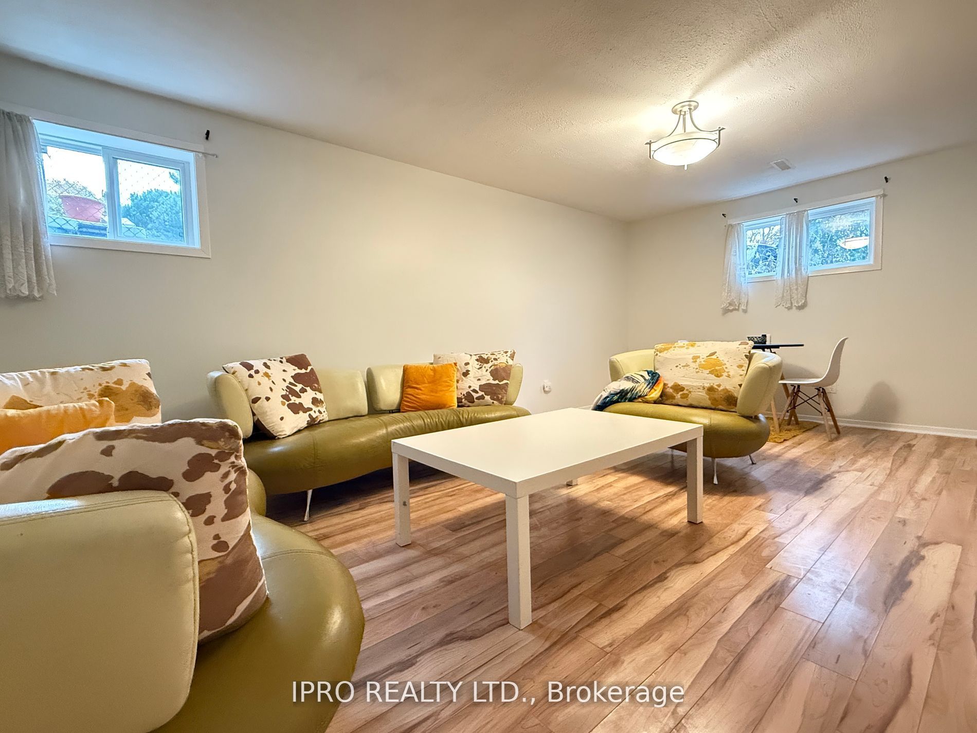 #lower Property Photo 4