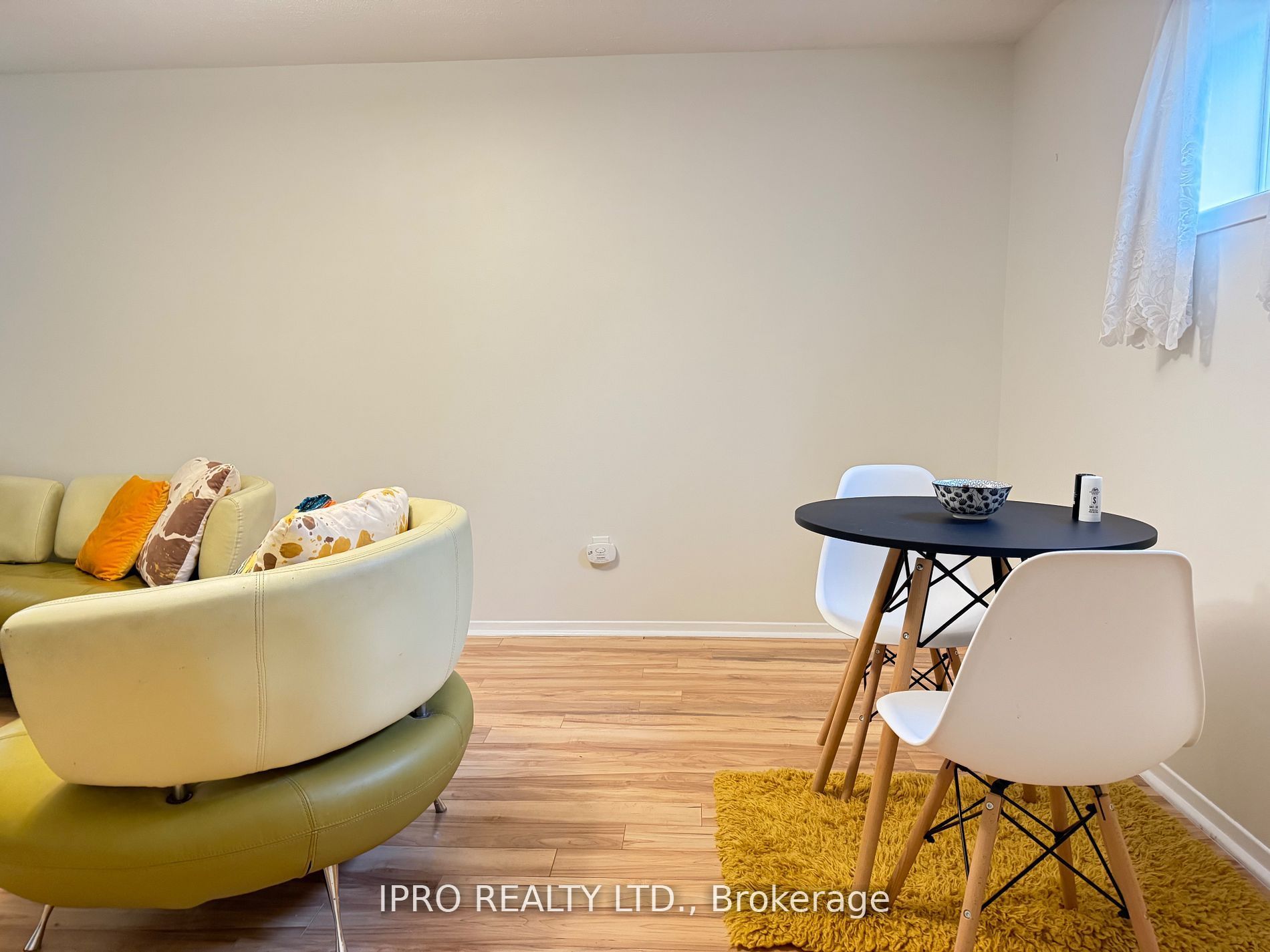 #lower Property Photo 6