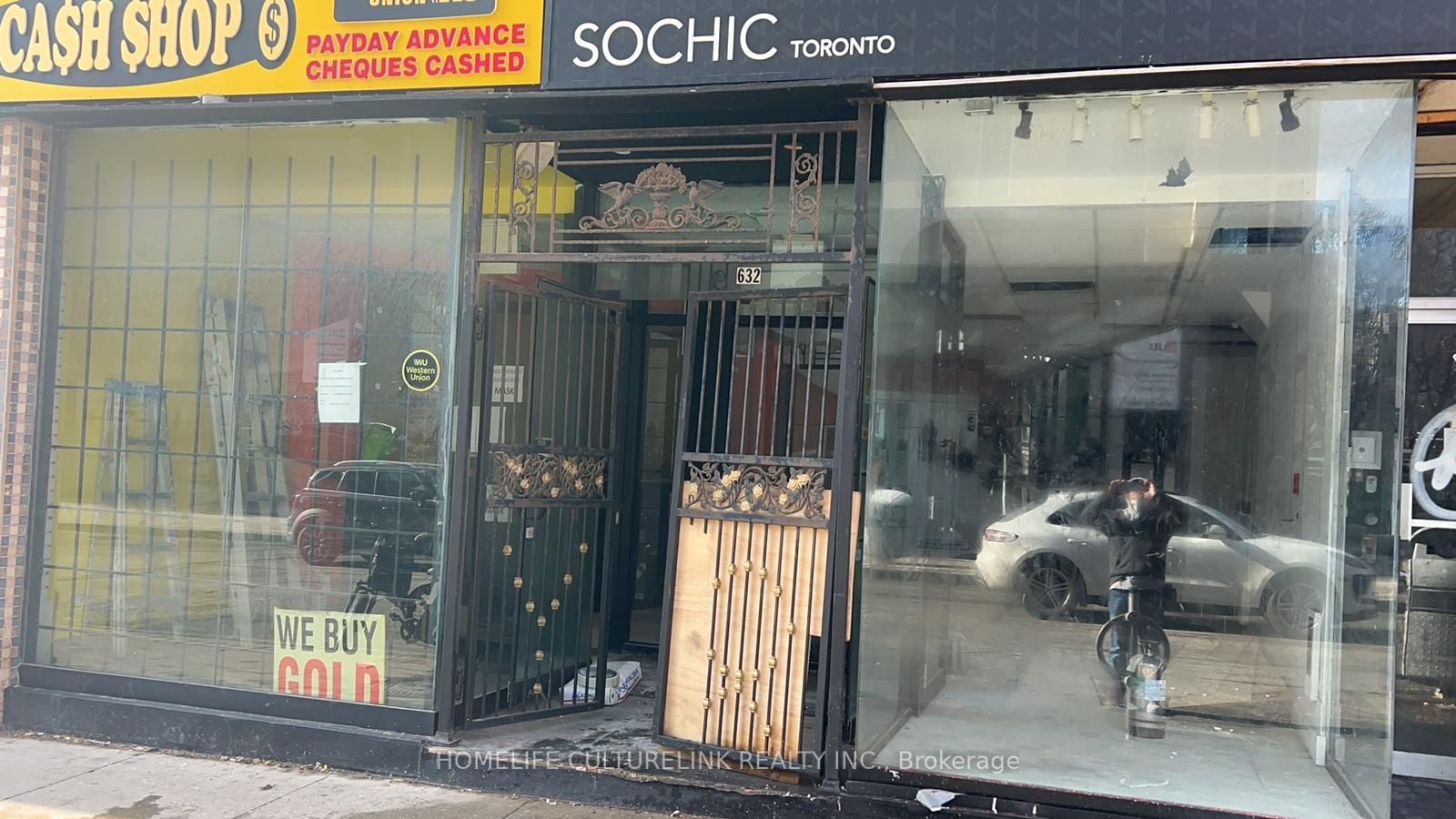 632a Yonge Street Property Photo 1