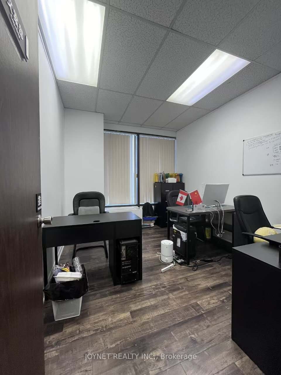 #1008 - 250 Consumers Road Property Photo 17