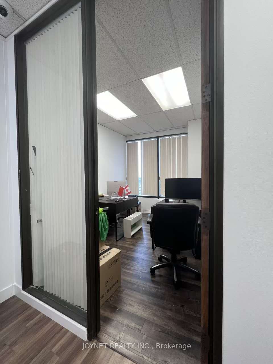 #1008 - 250 Consumers Road Property Photo 19
